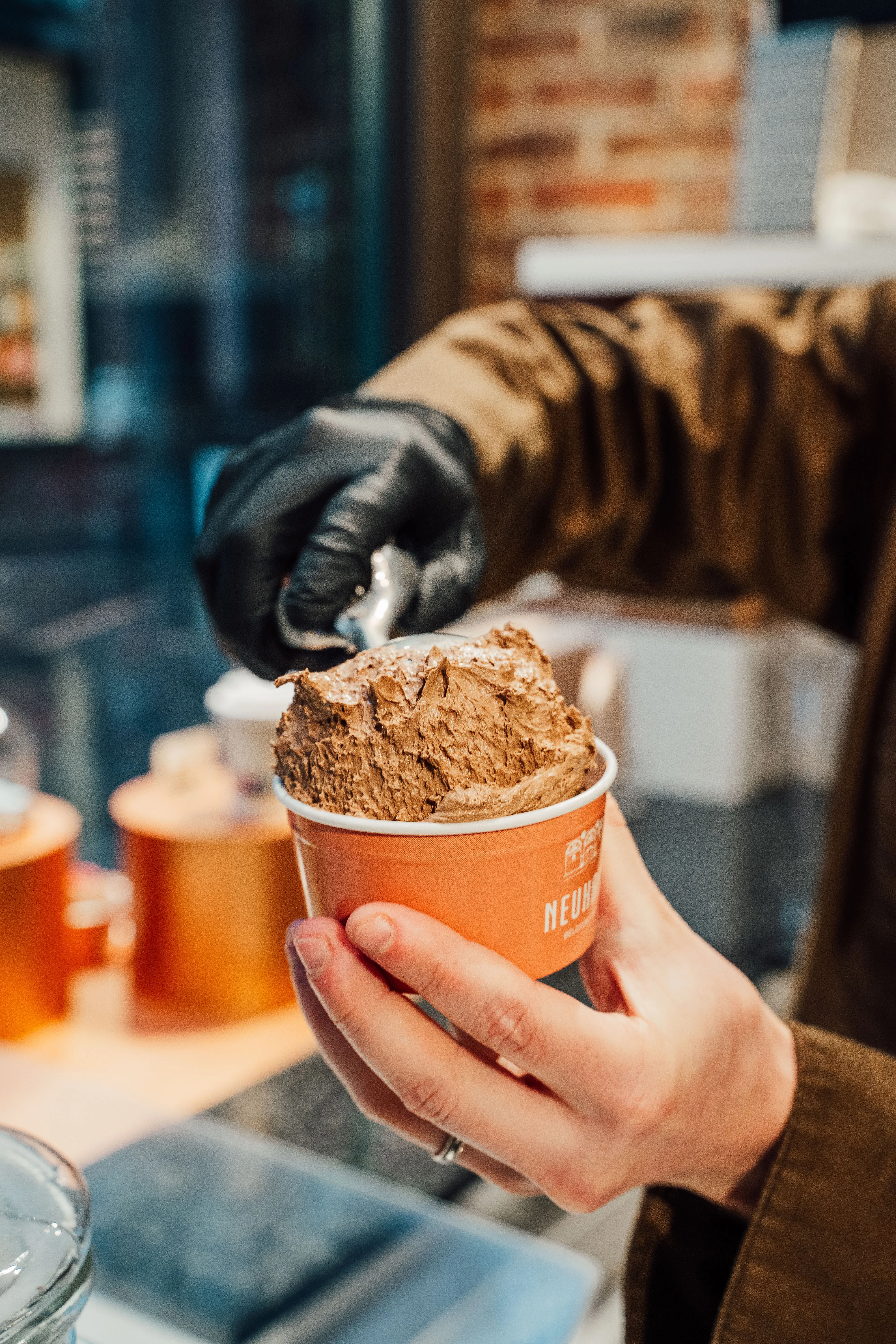 Meilleure carbonnade, bar à mousse au chocolat, nouveau resto italien... : les bonnes nouvelles au rayon food - Neuhaus - Camille Vernin