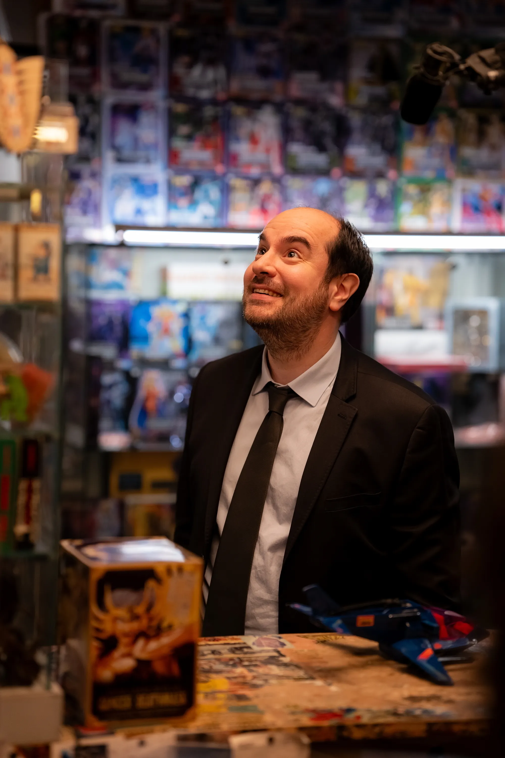 Voici où se trouve la boutique de jouets de collection aperçue dans «Bref 2» - Sigrid Descamps - Journaliste