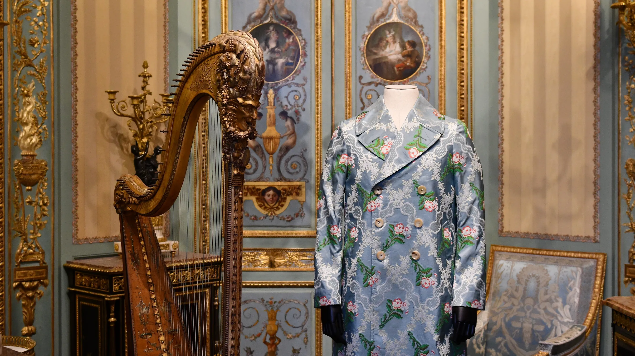 Cinq expositions pour les fans de mode à voir à Paris ce printemps - Musée du Louvre - Nicolas Bousser - Sigrid Descamps - Journaliste