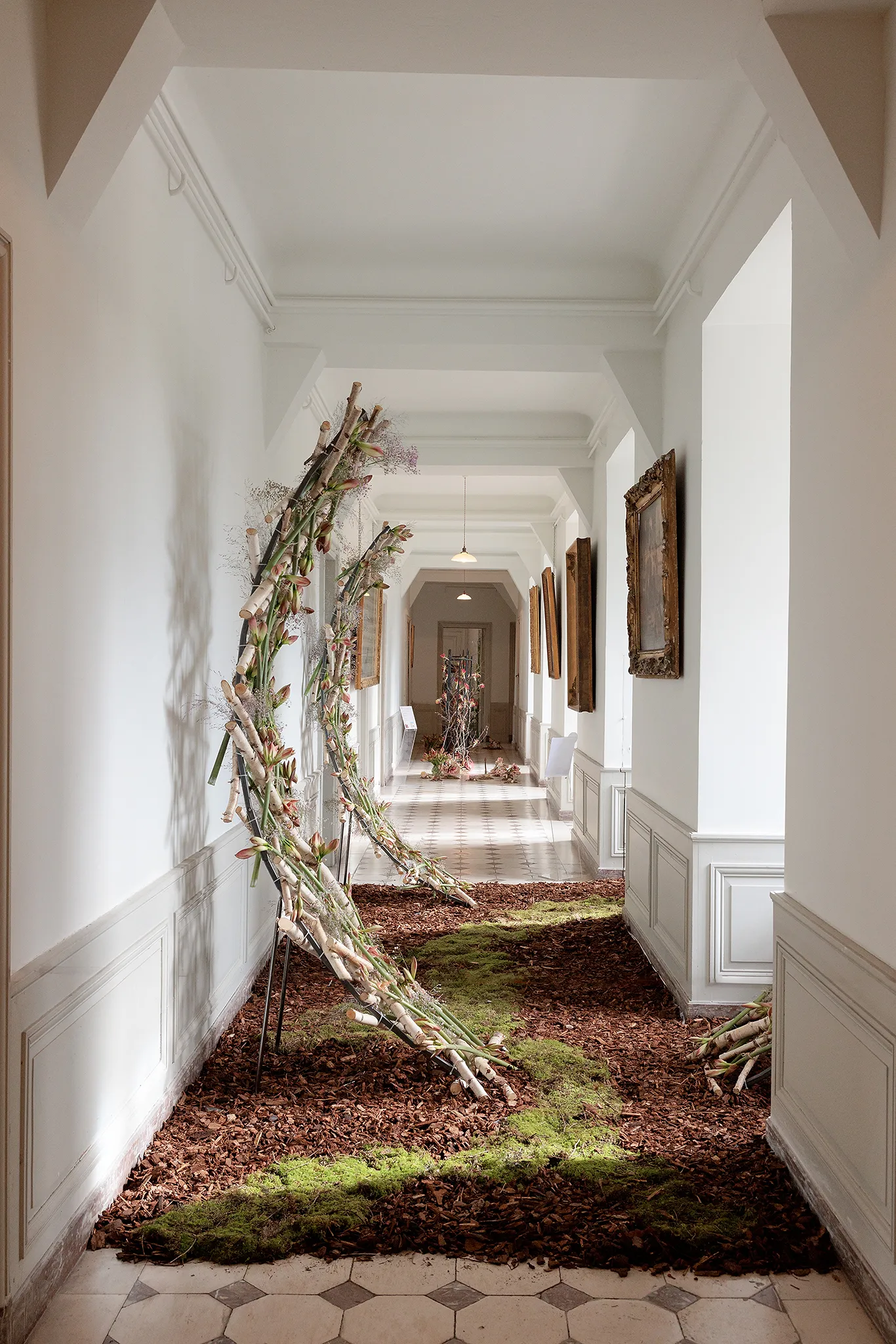 Un château belge accueille 6500 fleurs pour se transformer en décor de contes de fées - Sigrid Descamps - Journaliste