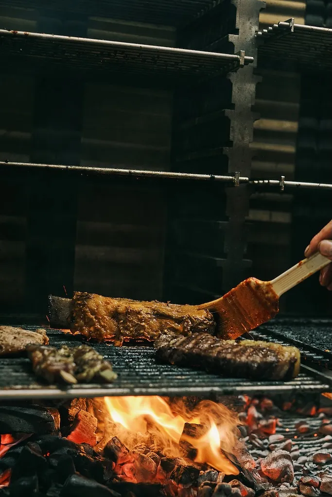 Old Boy, l’adresse de street food asiatique renaît de ses cendres sous un nouveau concept enflammé - Anissa Hezzaz