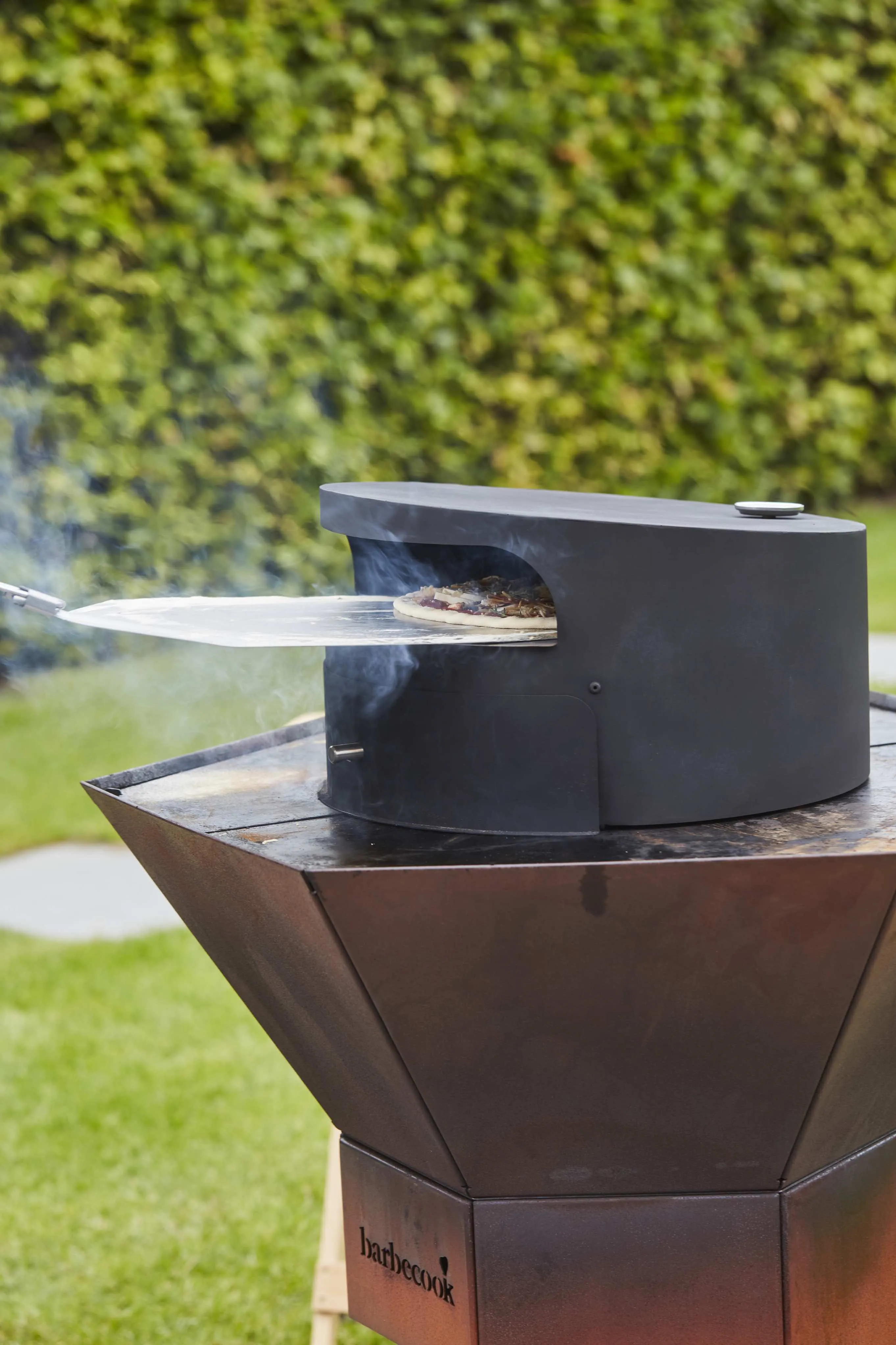 24 degrés ce samedi : et si vous preniez des cours pour devenir un pro du barbecue ? - Barbecook - Ingrid Van Langhendonck