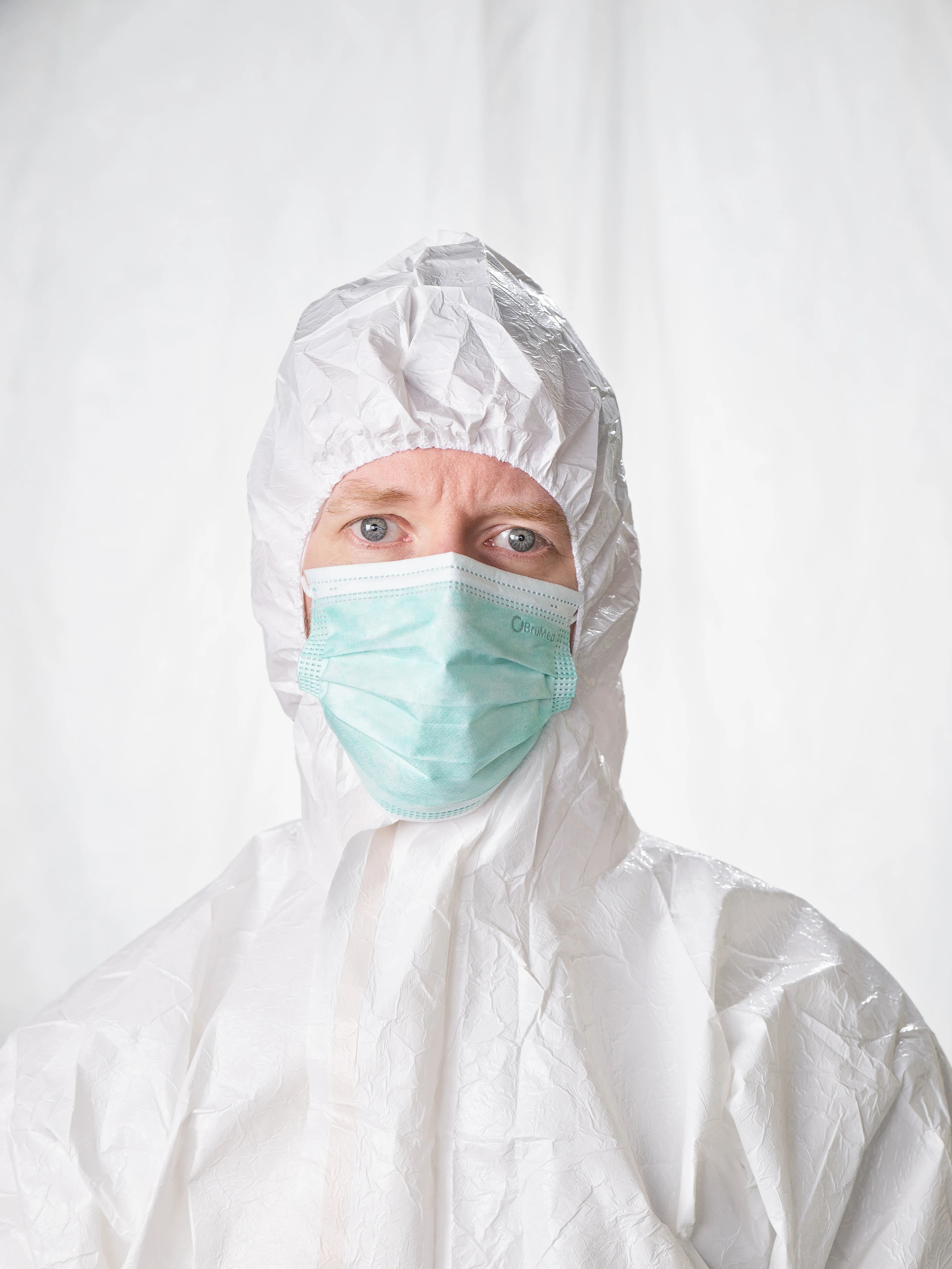 L’interview So Soir : entre autopsies et spectacle drag, l’étonnant médecin légiste Grégory Schmit - Antoine Melis - Camille Vernin