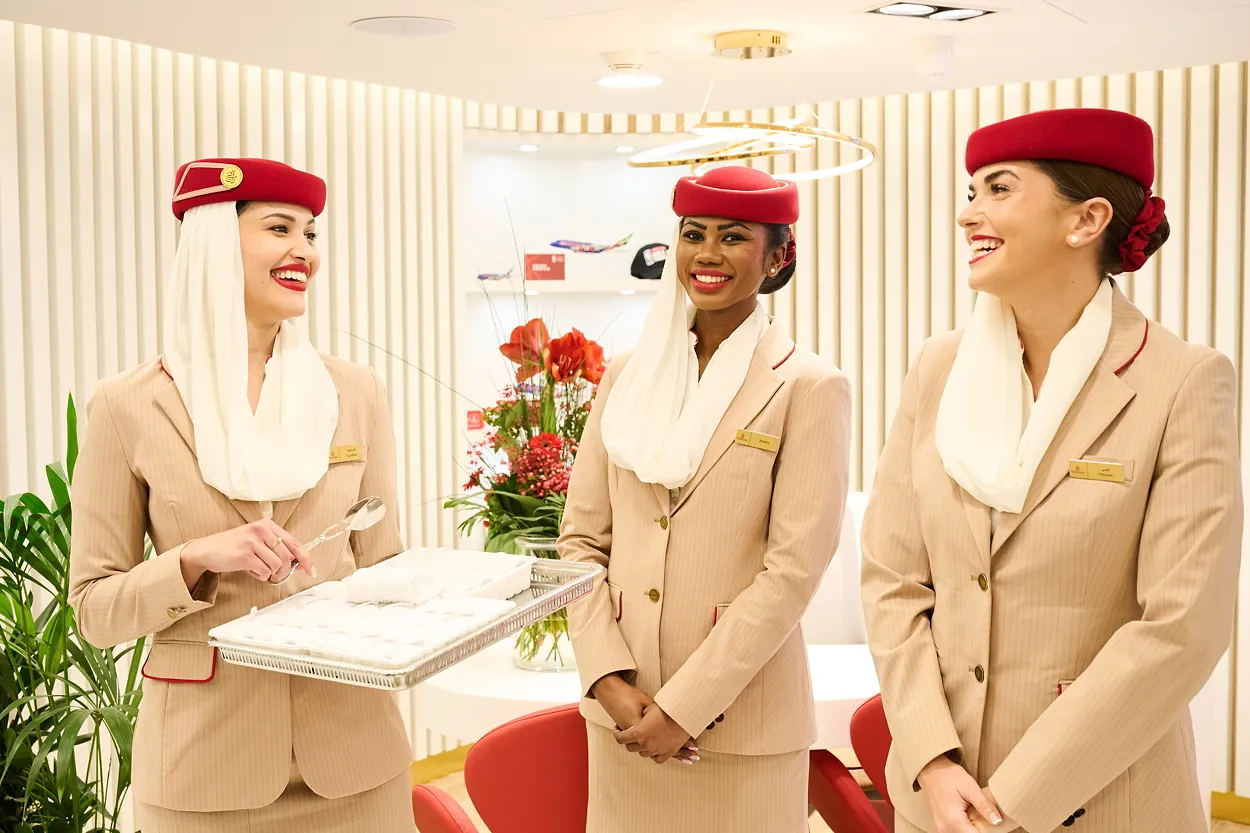 Coulisses : on a suivi une hôtesse de l’air belge durant toute une journée de travail - Emirates D.R. - Marie Honnay