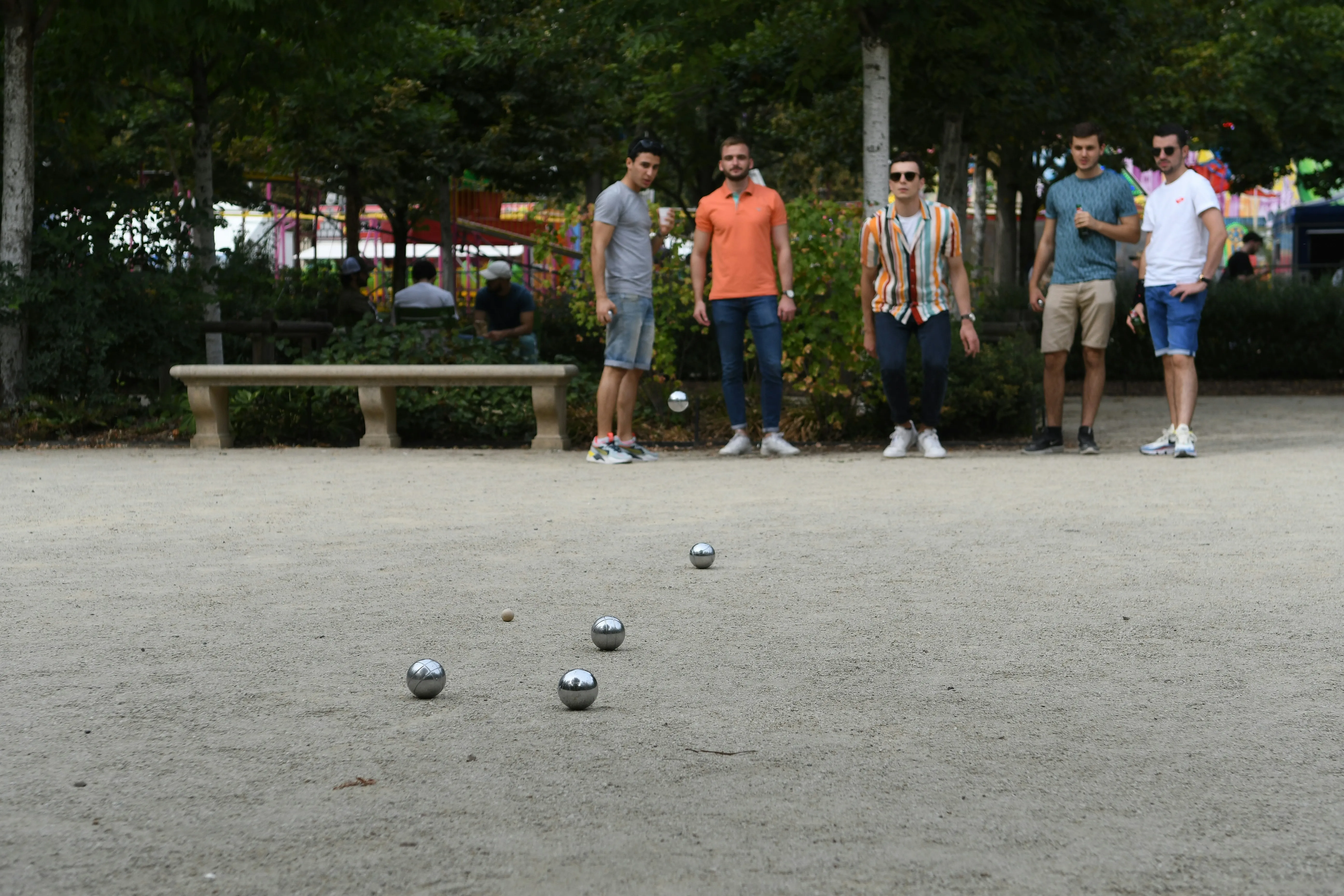 Padel, rando et pétanque : comment s’habiller avec style sans paraître « plouc » ? - Unsplash - Audrey Morard