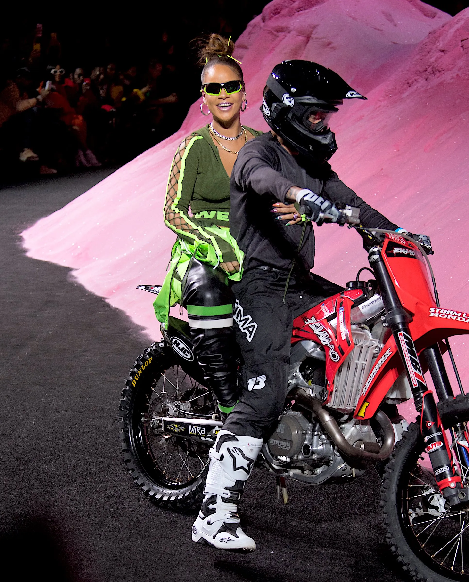 Lady Gaga et Versace, Rihanna et Puma… Quatre collaborations mode qui ont marqué les dix dernières années - Photo News - Audrey Morard