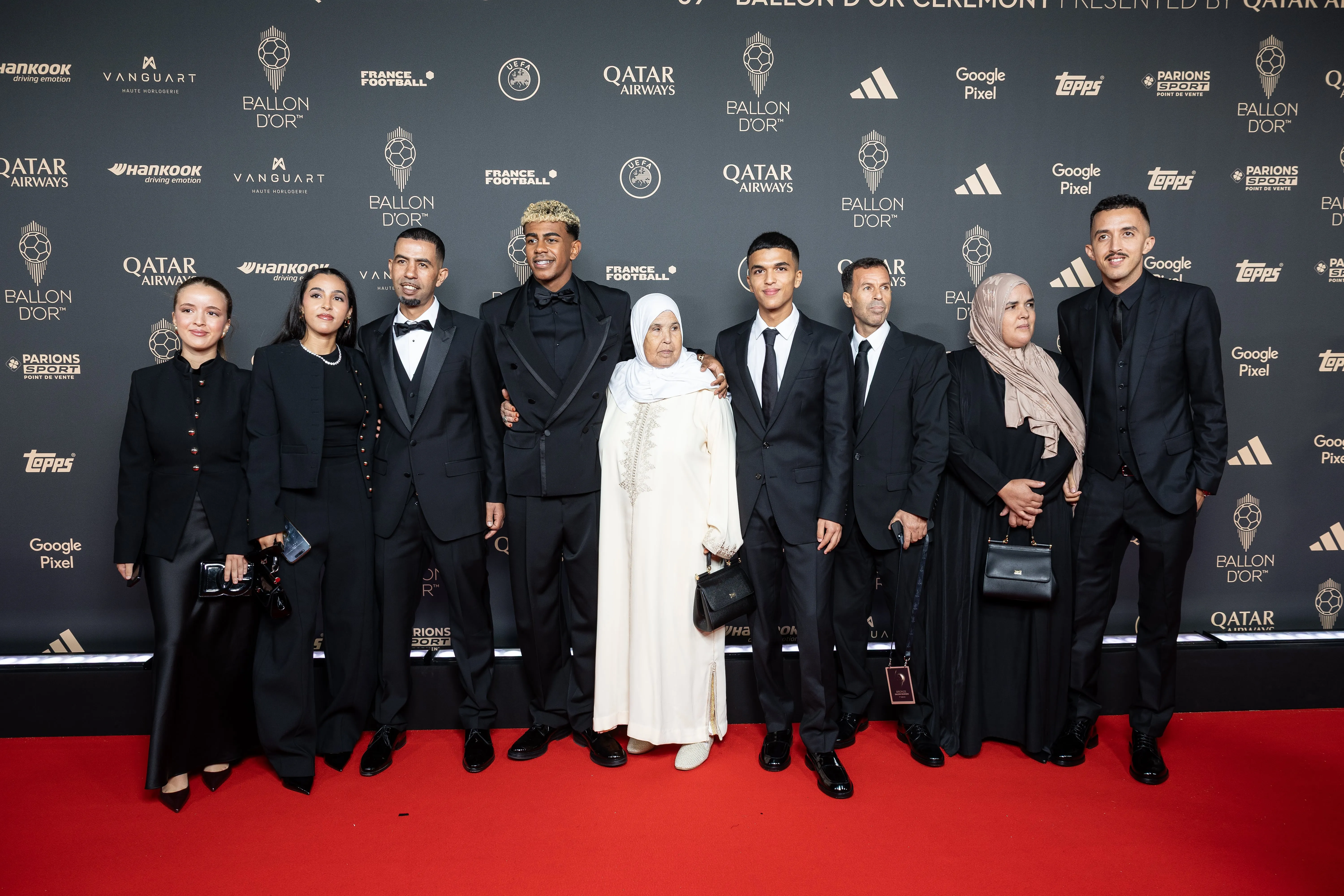 Ballon d’Or ou ballon Dior ? Dembélé et Bonmatí ont volé le show sur le tapis rouge - Photo News - Camille Vernin