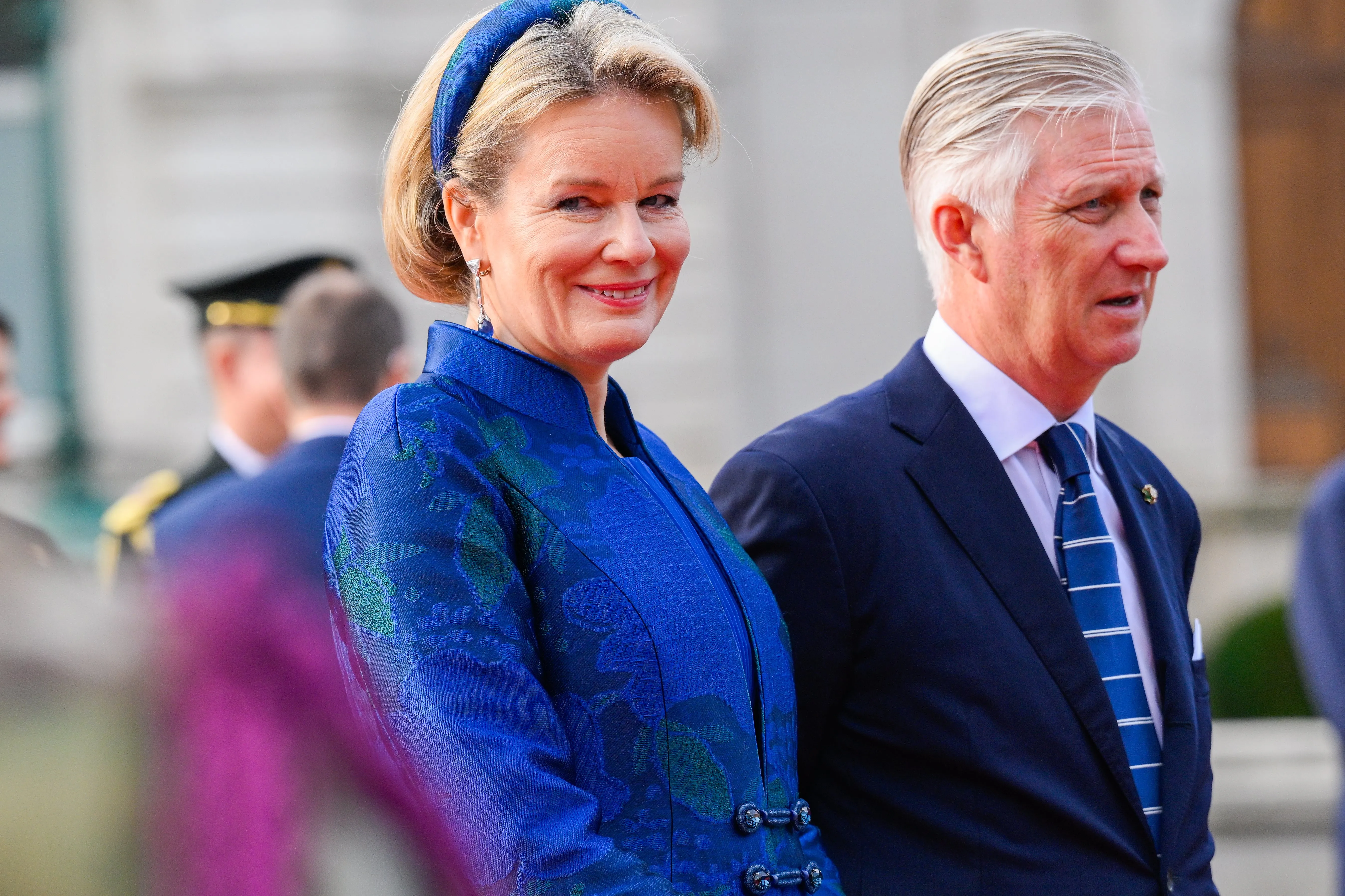 La tenue de la reine Mathilde cachait-elle un hommage à l’Italie ? - Photo News - Camille Vernin