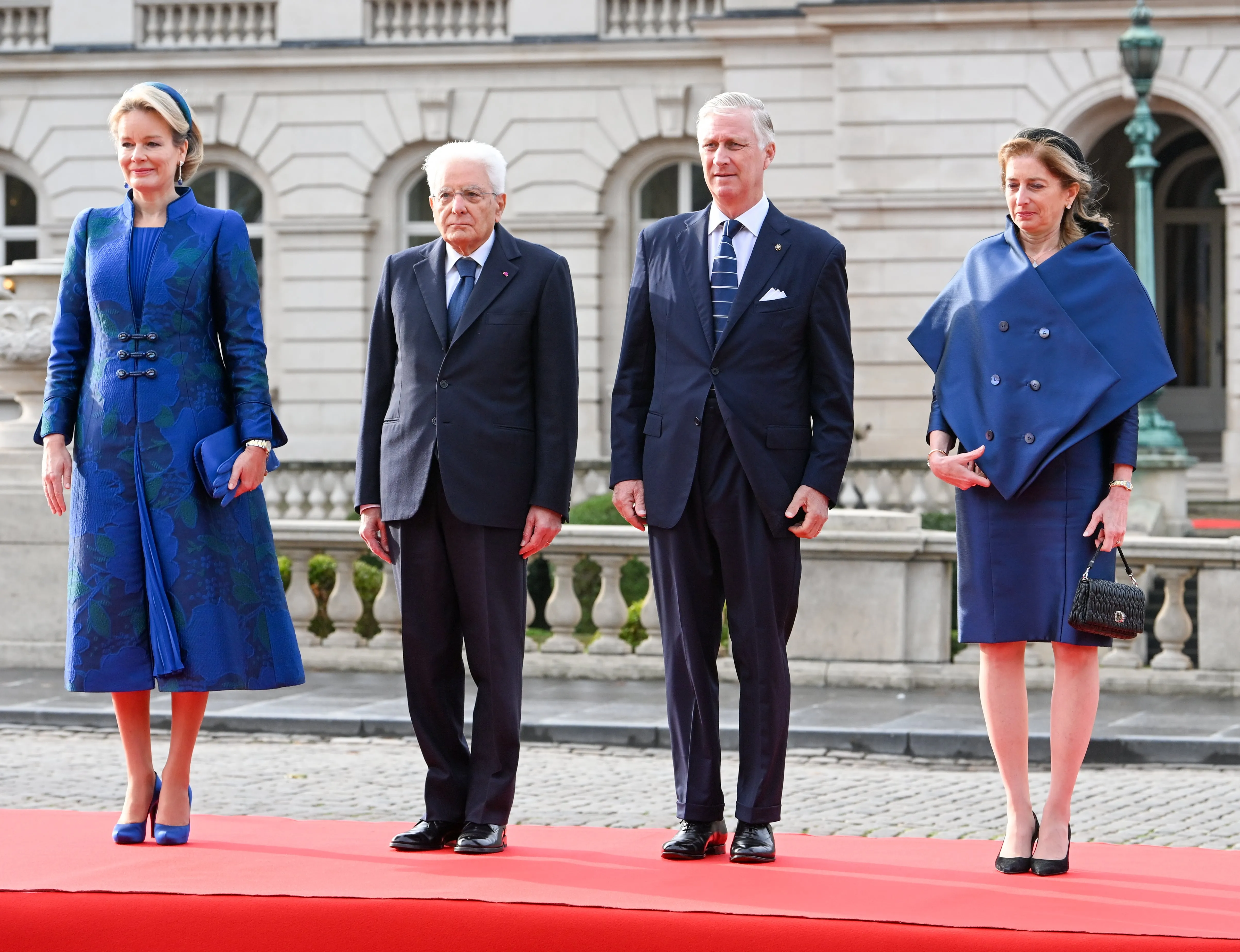 La tenue de la reine Mathilde cachait-elle un hommage à l’Italie ? - Photo News - Camille Vernin