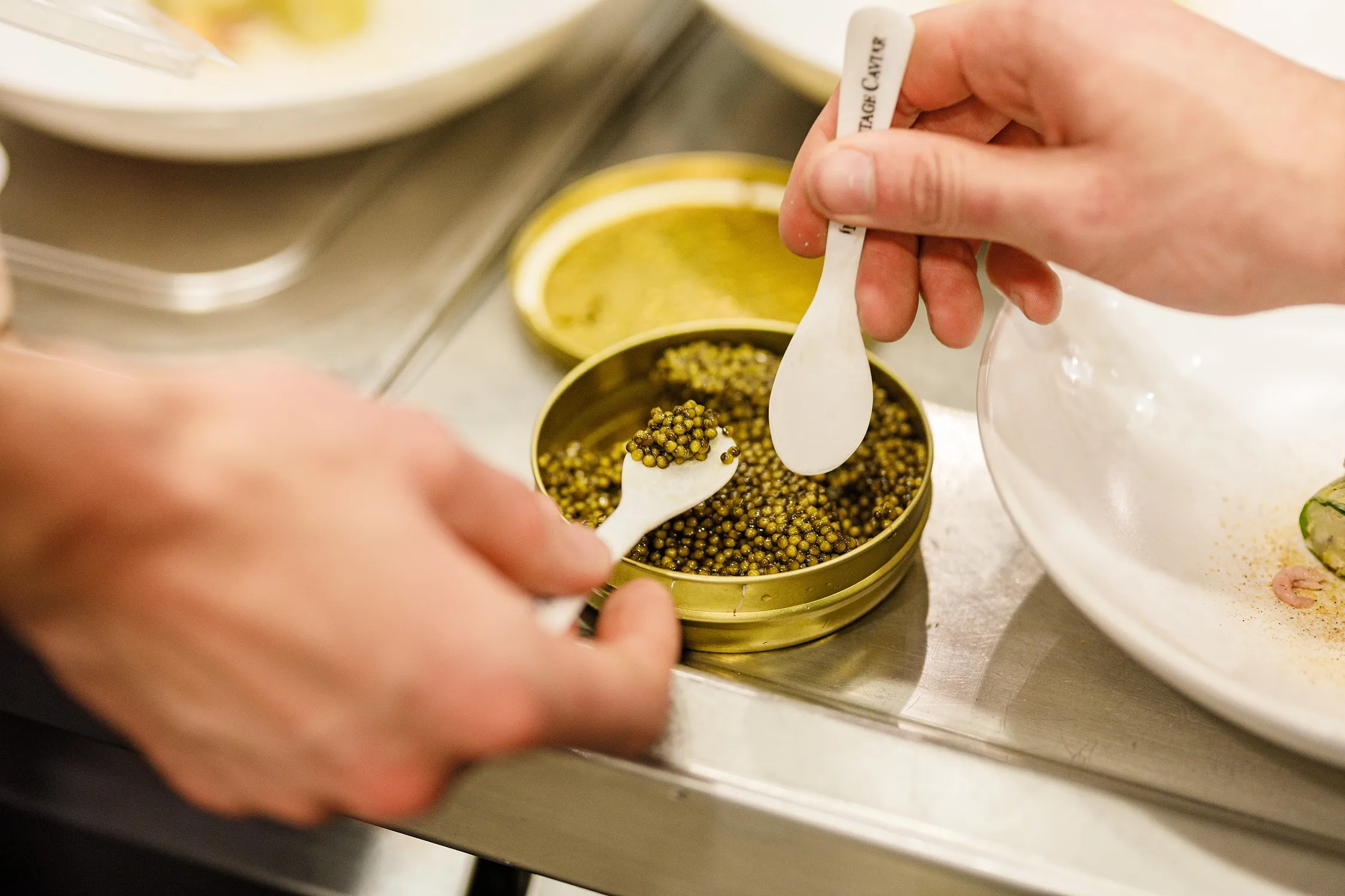 Caviar et bœuf de Kobé : pourquoi ce sont des mets de luxe - Curry Ketchup - Sigrid Descamps - Journaliste