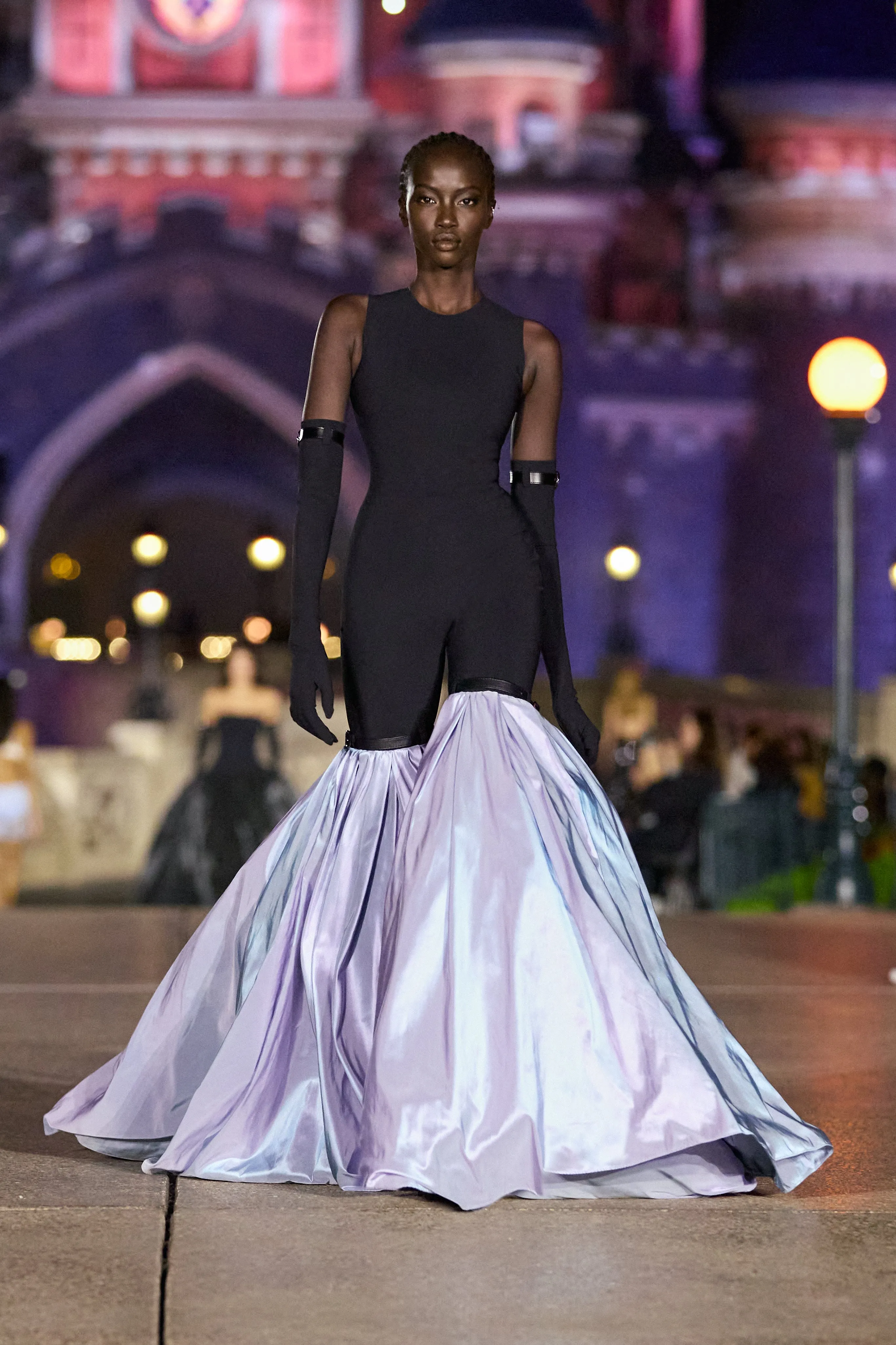 Qui est Anok Yai, élue mannequin de l’année 2025 ? - Photo News - Audrey Morard