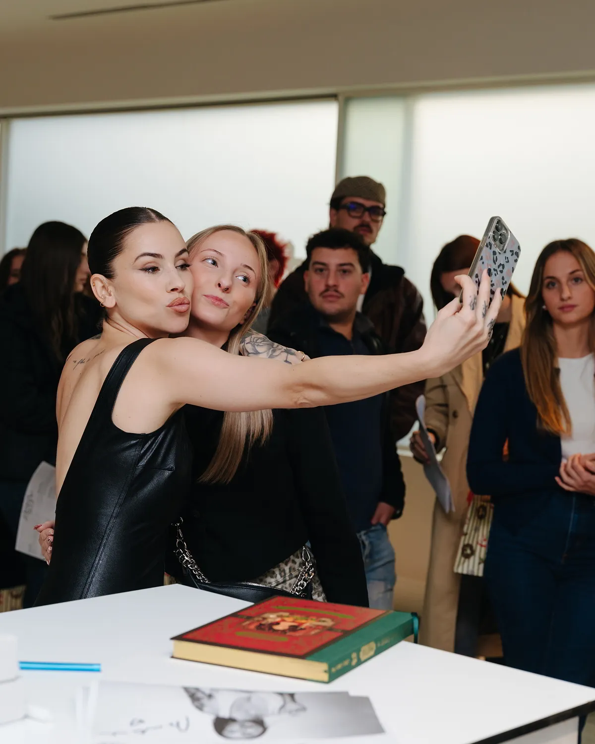 Gaëlle Garcia Diaz chouchoute ses fans dans son pop-up bruxellois - Sigrid Descamps - Journaliste
