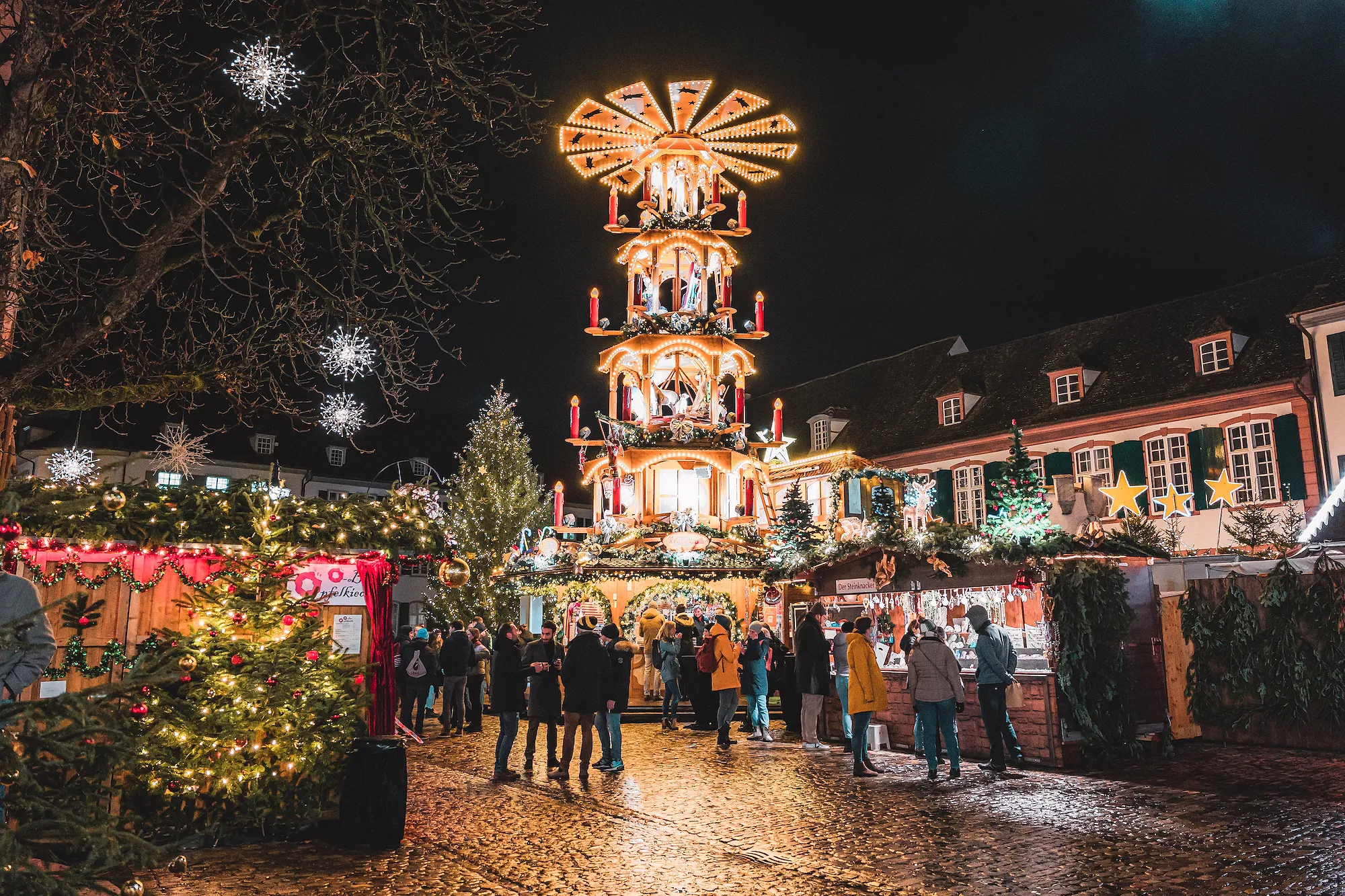 Trois des marchés de Noël les plus spectaculaires au monde se trouvent en Europe - Basel.com - Audrey Morard
