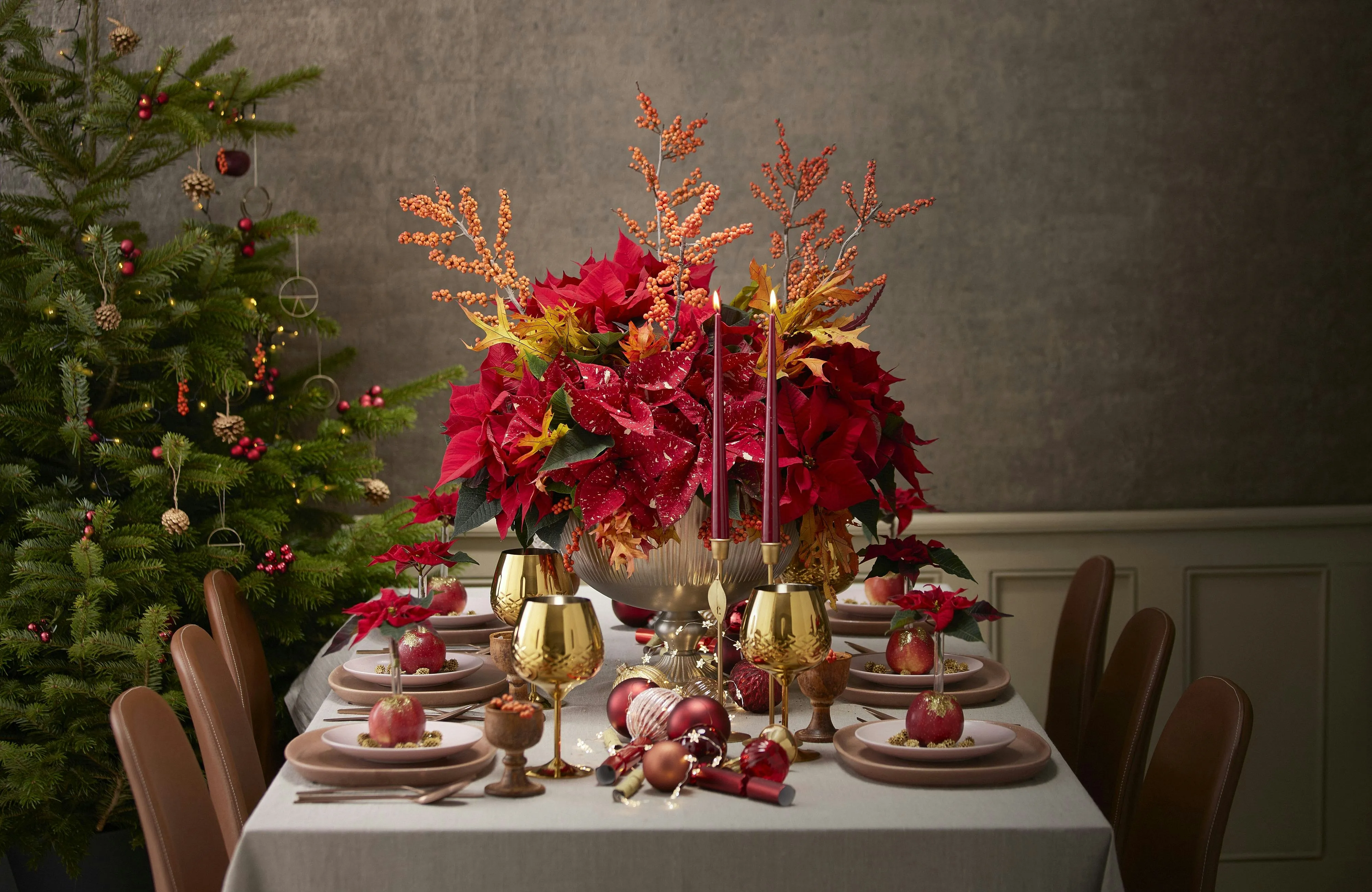 Cinq astuces de pro pour dresser une belle table de fêtes sans se ruiner - Unsplash - Sigrid Descamps - Journaliste