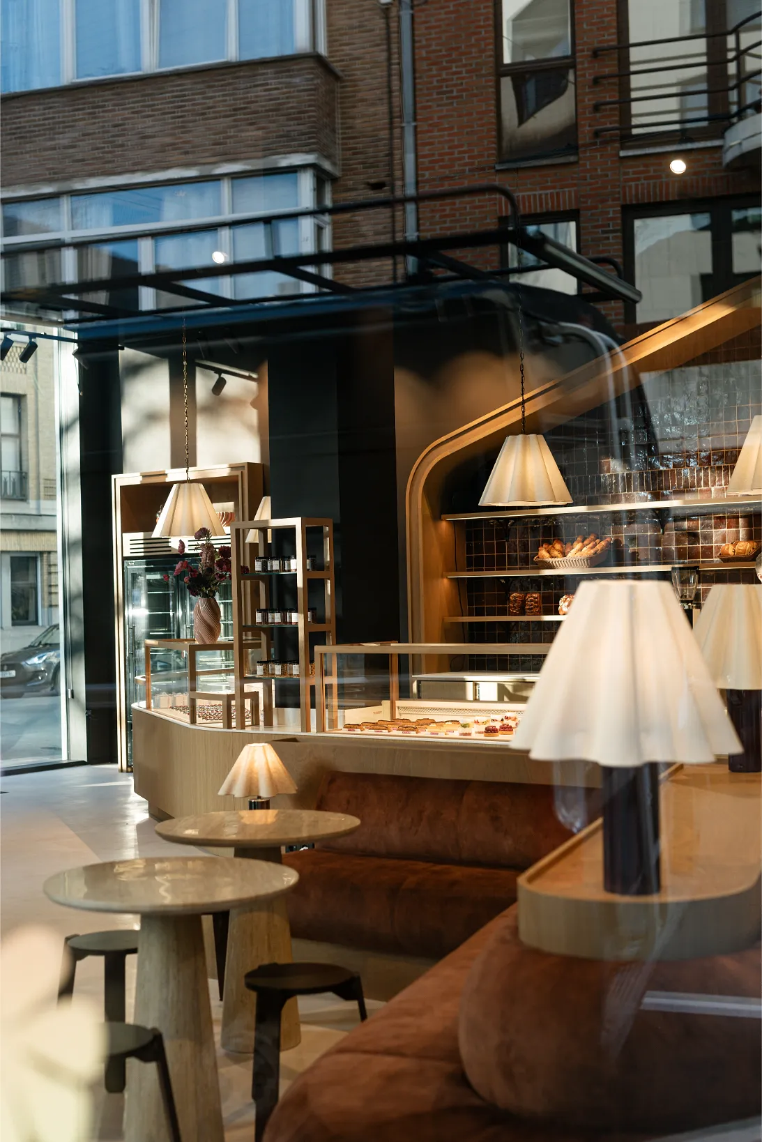 Avec son nouveau look, cette institution bruxelloise devient le futur QG à tester - Estelle Parewyck - Camille Vernin