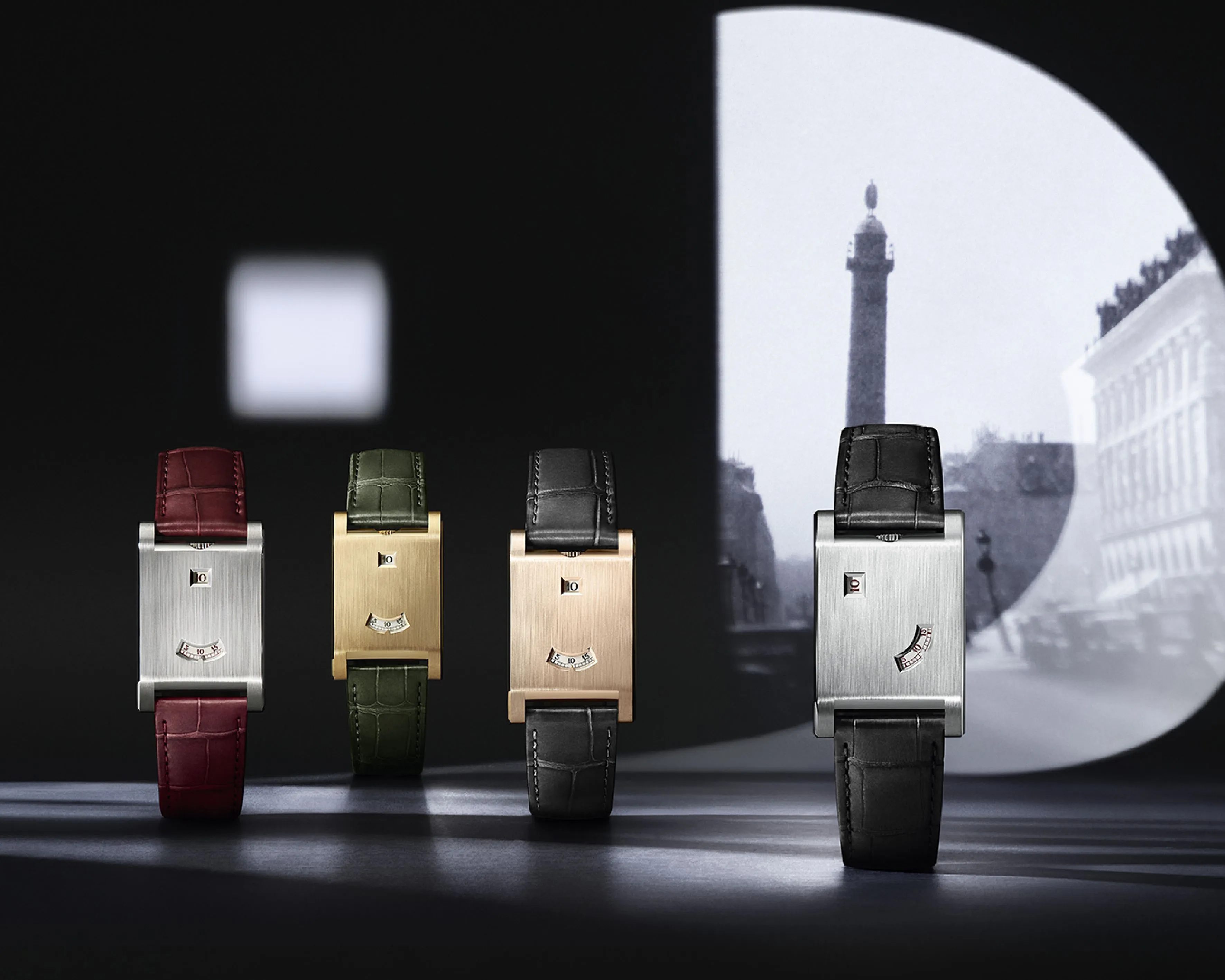 Cartier Tank à Guichets, l’élégance du temps qui s’affiche autrement - Cartier - Rédaction Sosoir