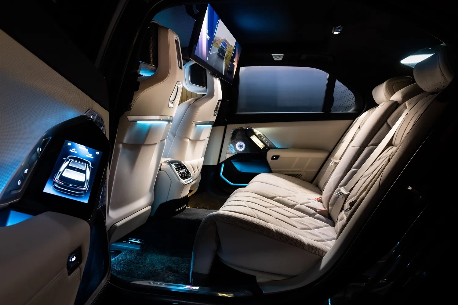 Salon de l’Auto : avons-nous besoin d’autant d’écrans dans la voiture ? - BMW - Stéphane Lémeret
