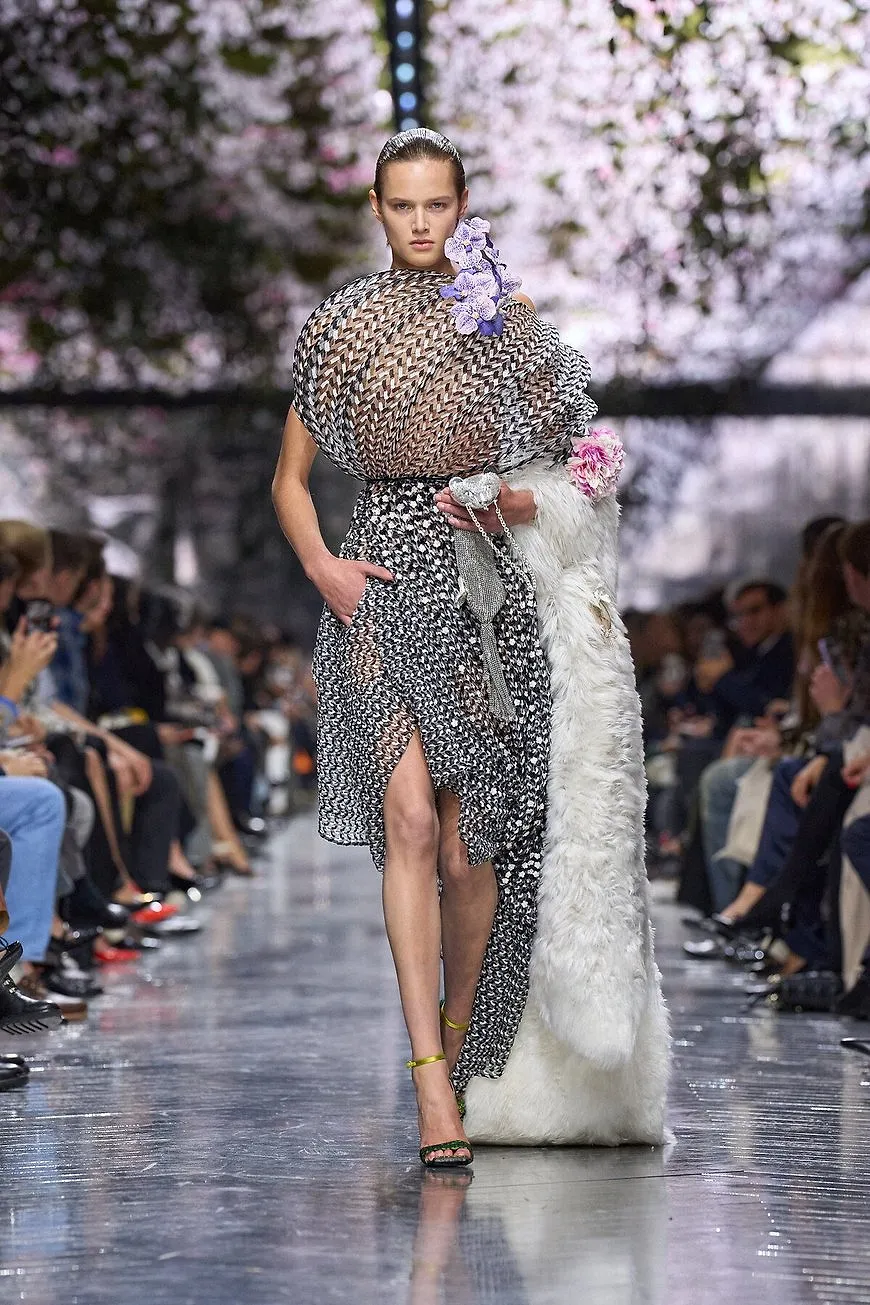 Dior Haute Couture : le coup de maître de Jonathan Anderson dont tout le monde parle ce matin - Dior - Camille Vernin