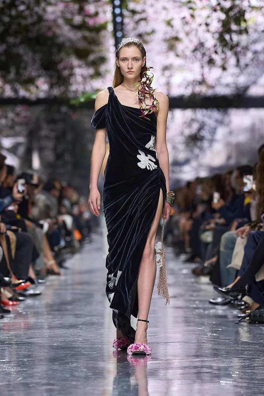 Dior Haute Couture : le coup de maître de Jonathan Anderson dont tout le monde parle ce matin - Dior - Camille Vernin