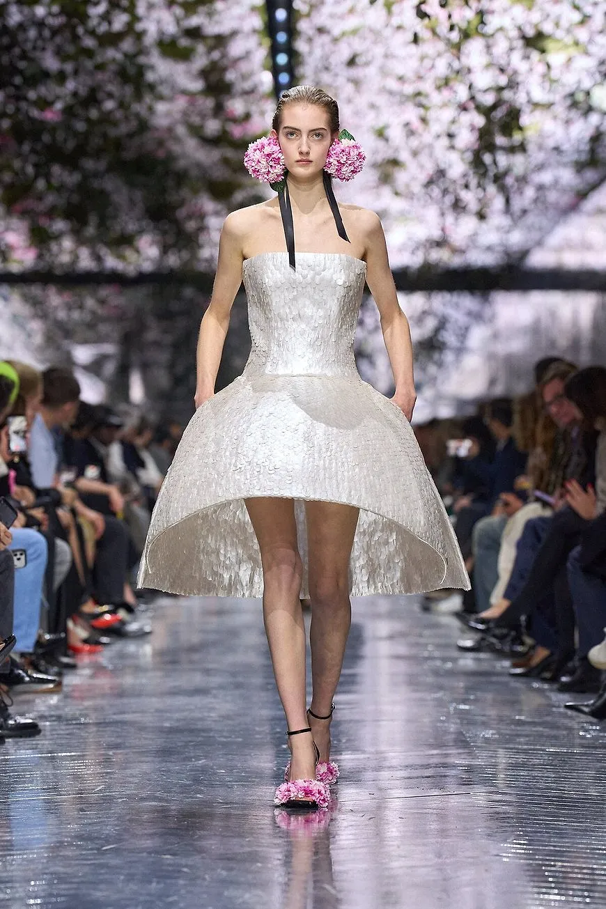 Dior Haute Couture : le coup de maître de Jonathan Anderson dont tout le monde parle ce matin - Dior - Camille Vernin