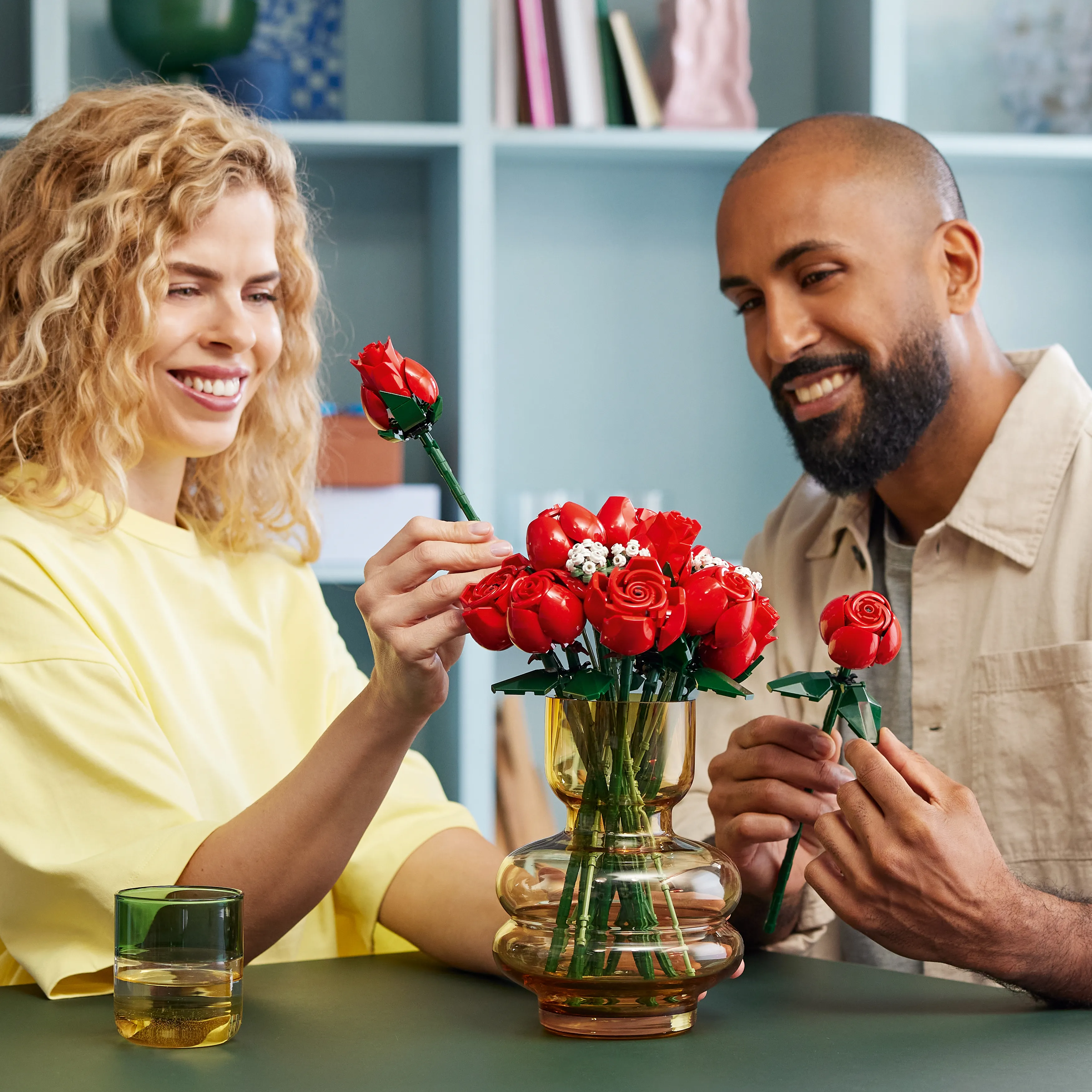 Concours Saint-Valentin : remportez votre bouquet de roses en LEGO - LEGO