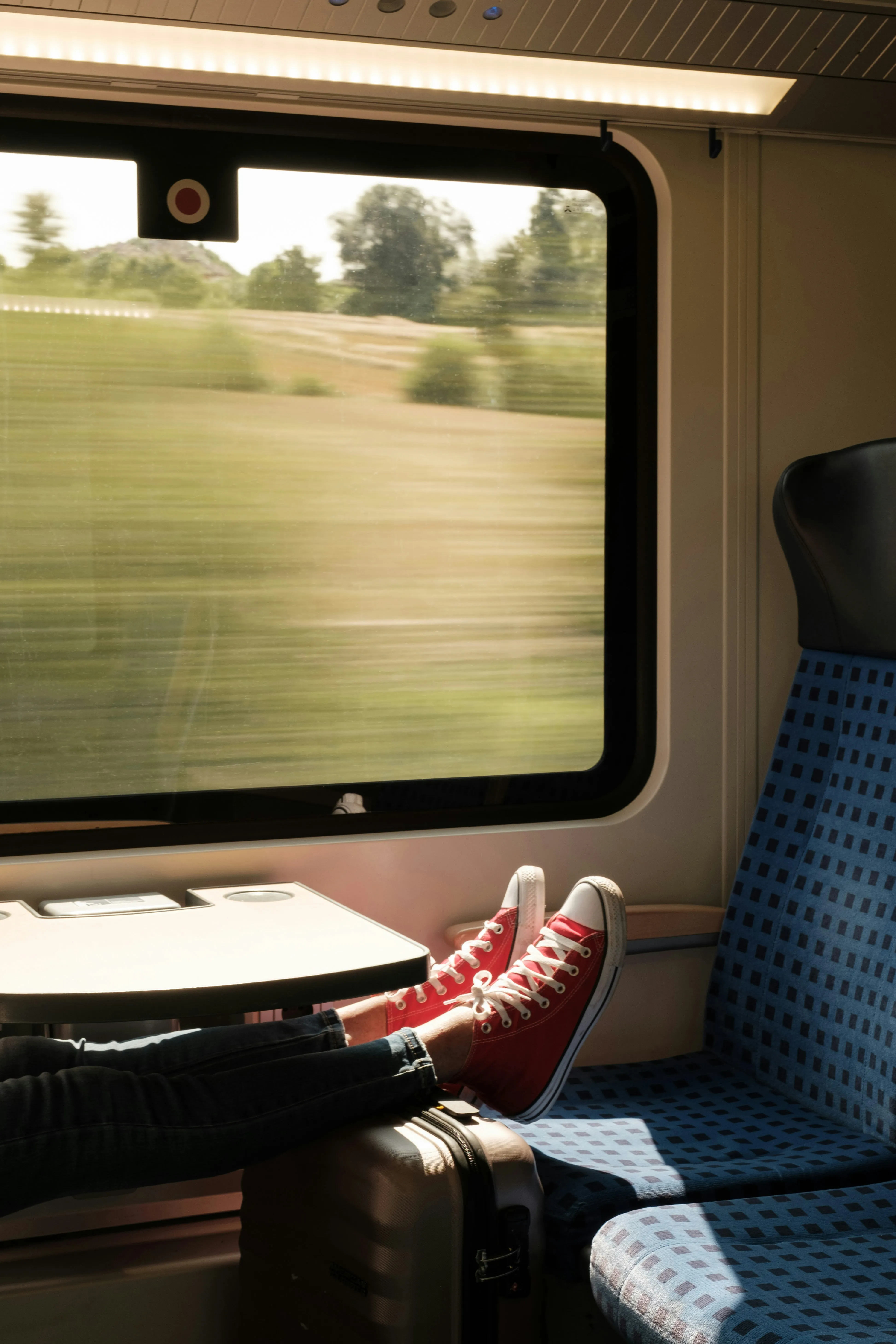 Quel est le meilleur moment pour réserver ses vacances d’été ? - Unsplash - Charlotte Smoos