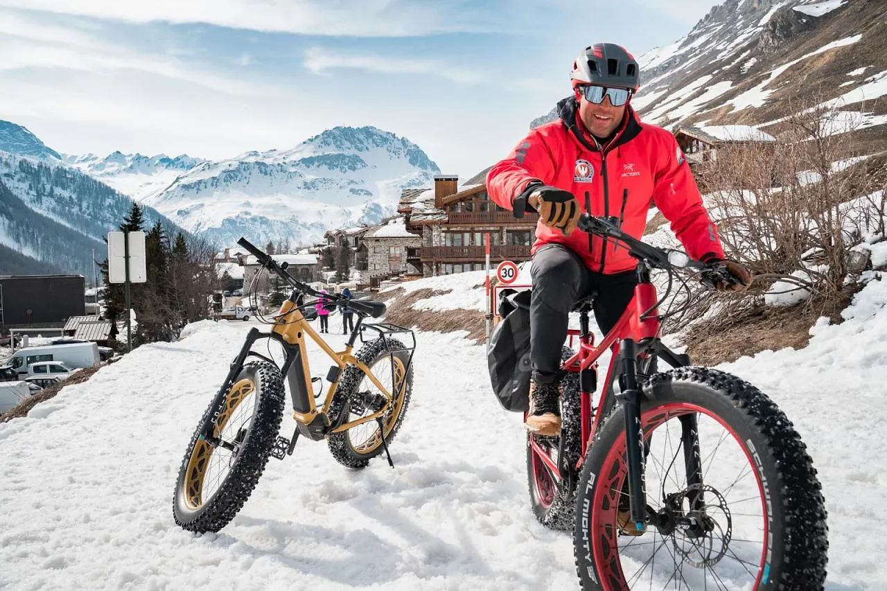 Tyrolienne XXL, parcours lumineux, ULM… comment la montagne française se réinvente - Léa Rifaut