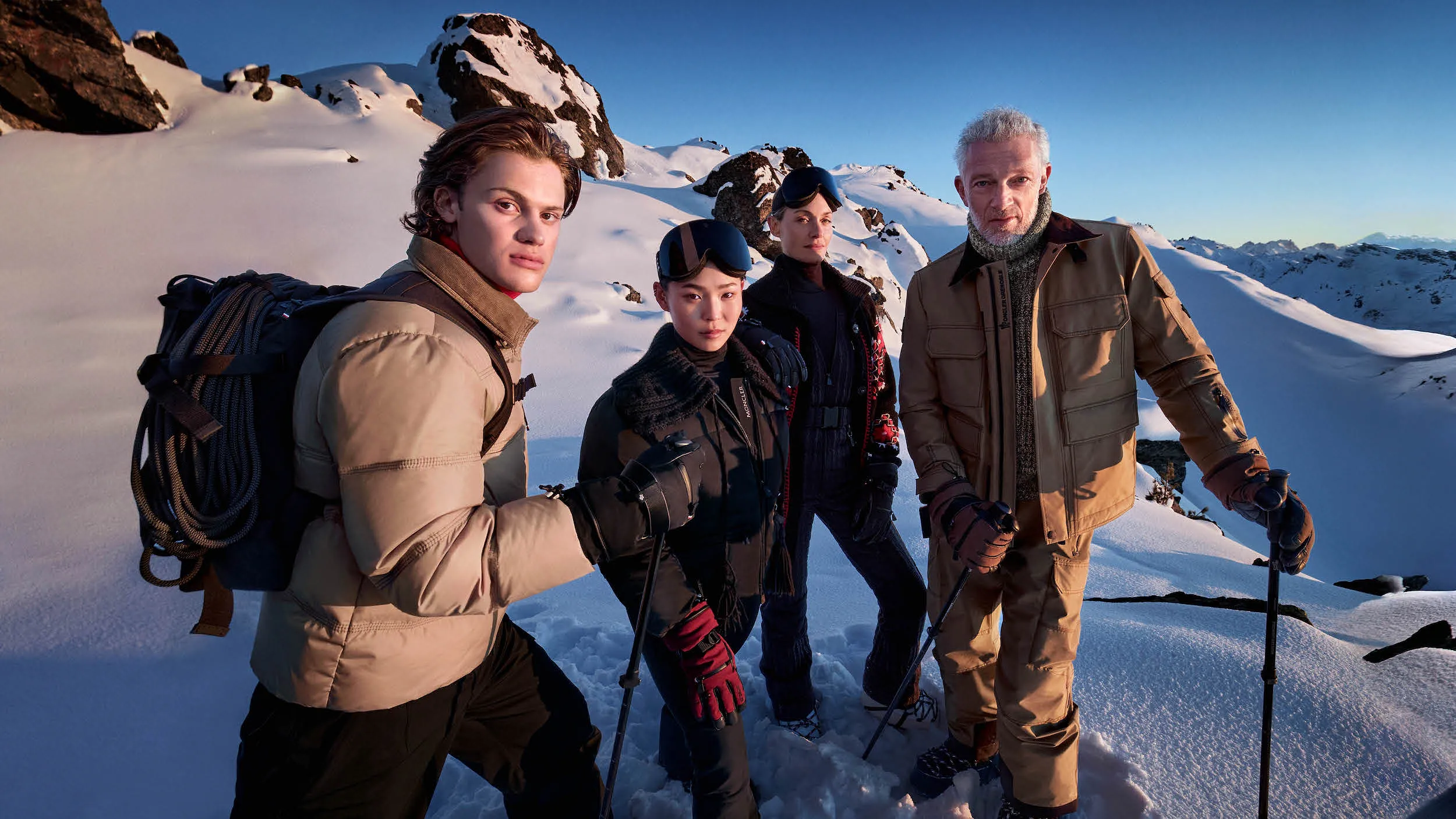 De la jupe à la combinaison kitsch : comment la tenue de ski a évolué - Moncler - Audrey Morard