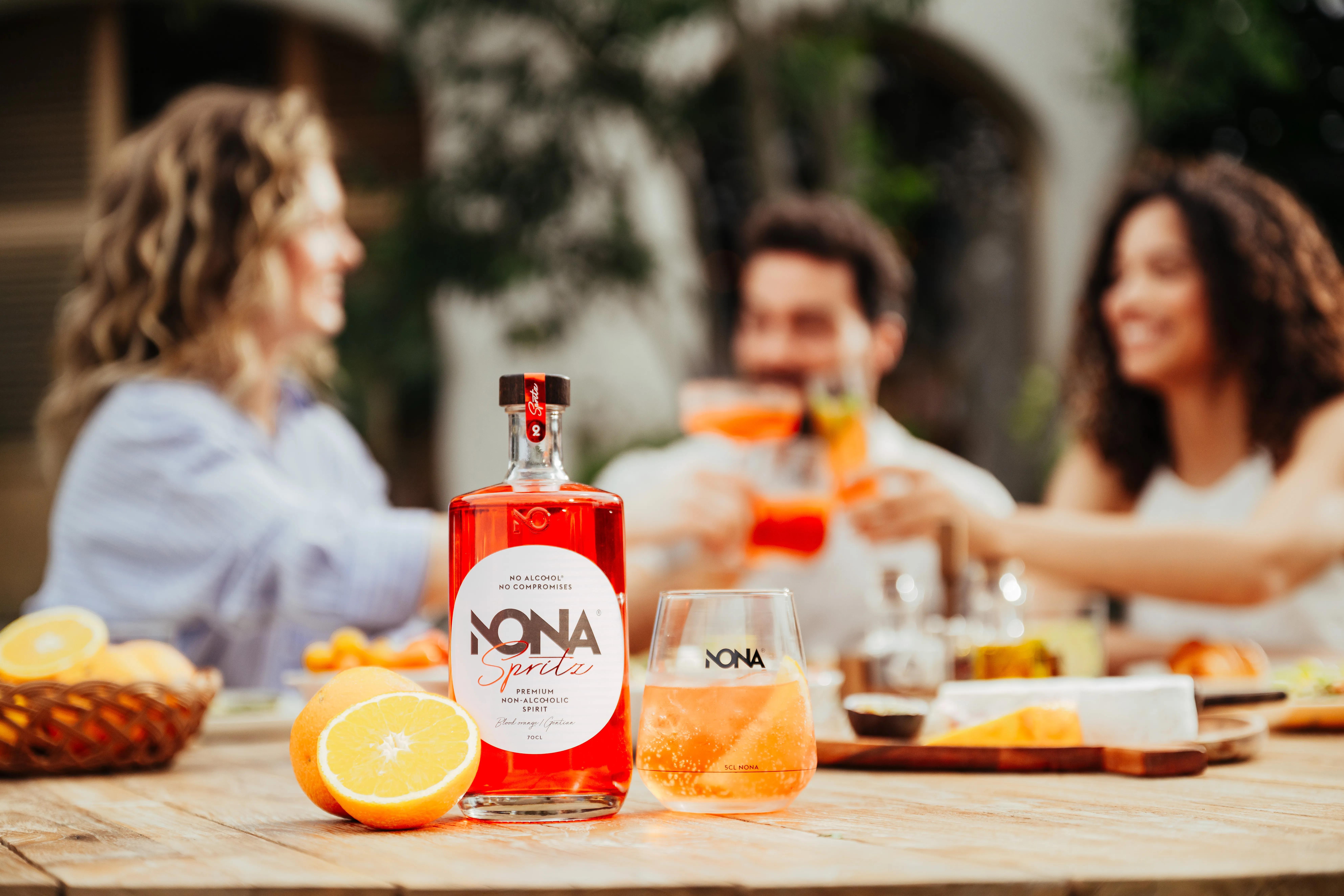 Le spritz belge sans alcool qui cartonne au-delà de nos frontières - Anissa Hezzaz