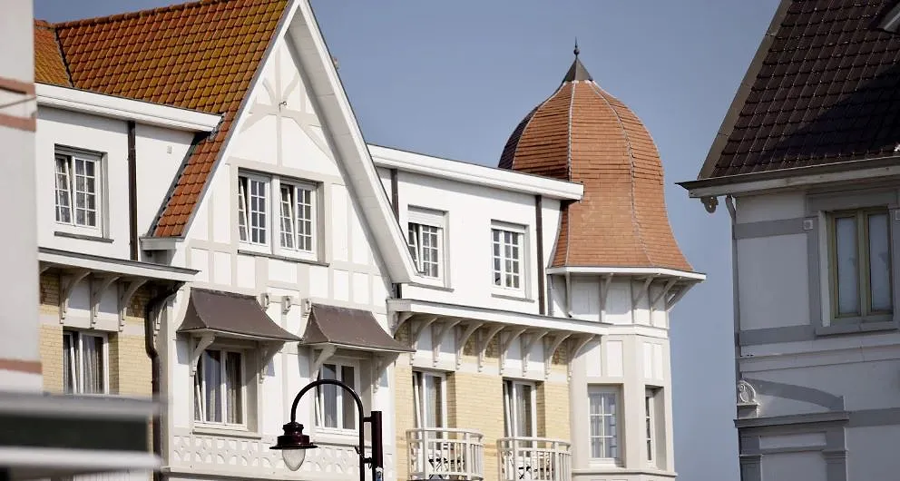 Saint-Valentin : cinq villes pour changer de Bruges lors d’une escapade romantique en Belgique - Visit De Haan - Charlotte Smoos