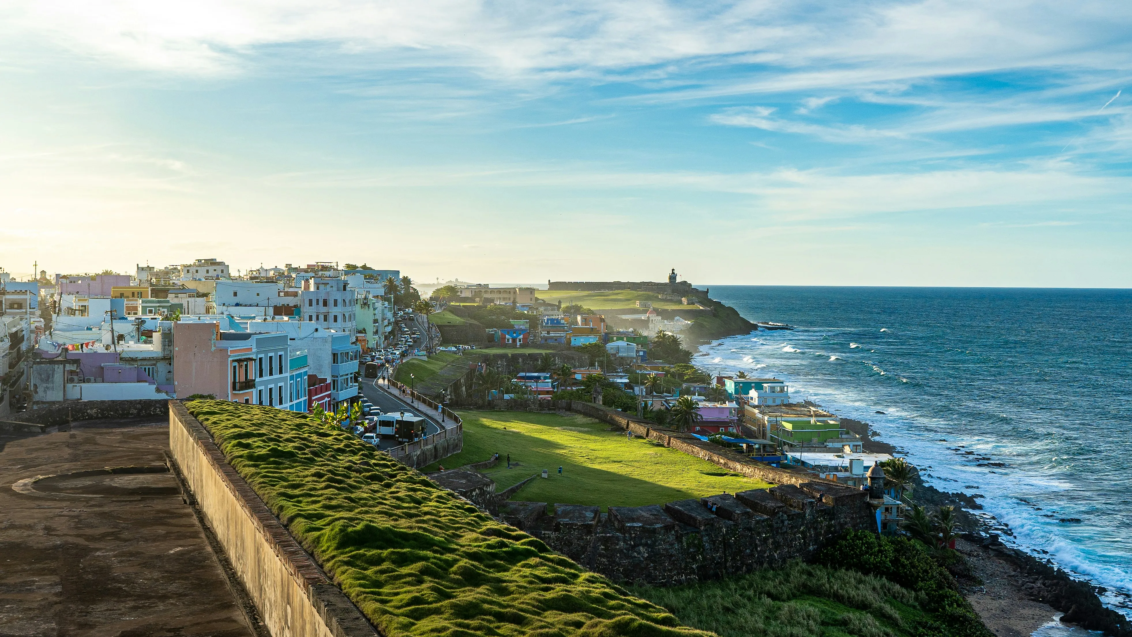 Après le Super Bowl, Bad Bunny fait exploser les recherches de vols vers Porto Rico - Unsplash - Audrey Morard