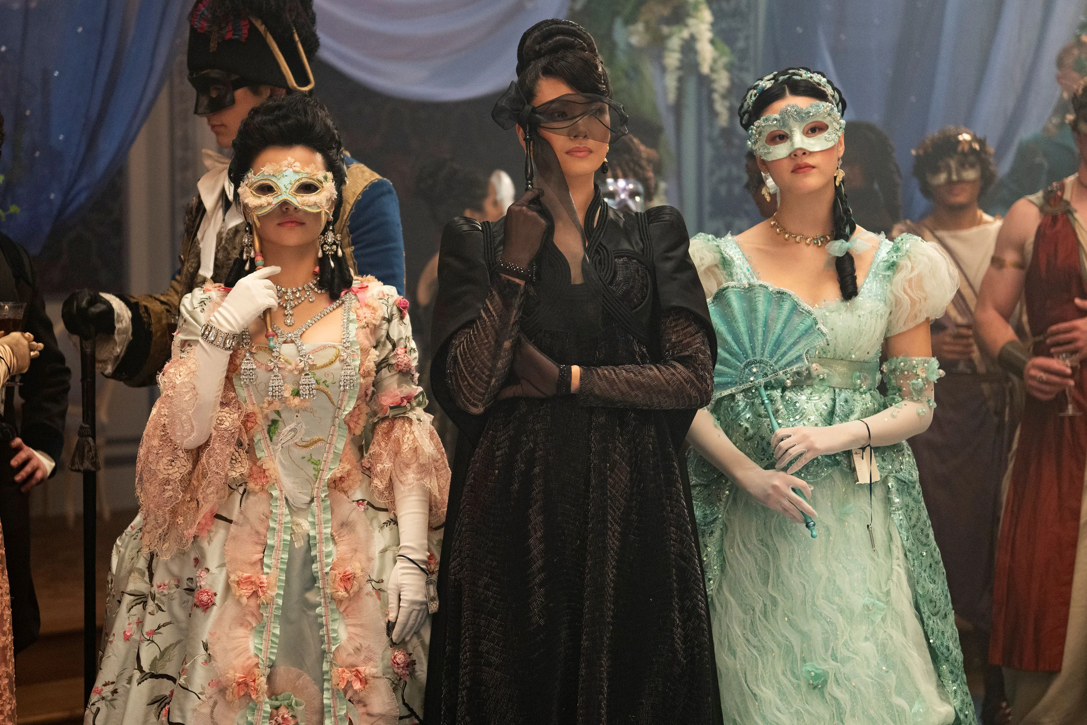 Bridgerton : comment adopter le style chic des personnages de la série ? - Netflix - Lucile Moyon