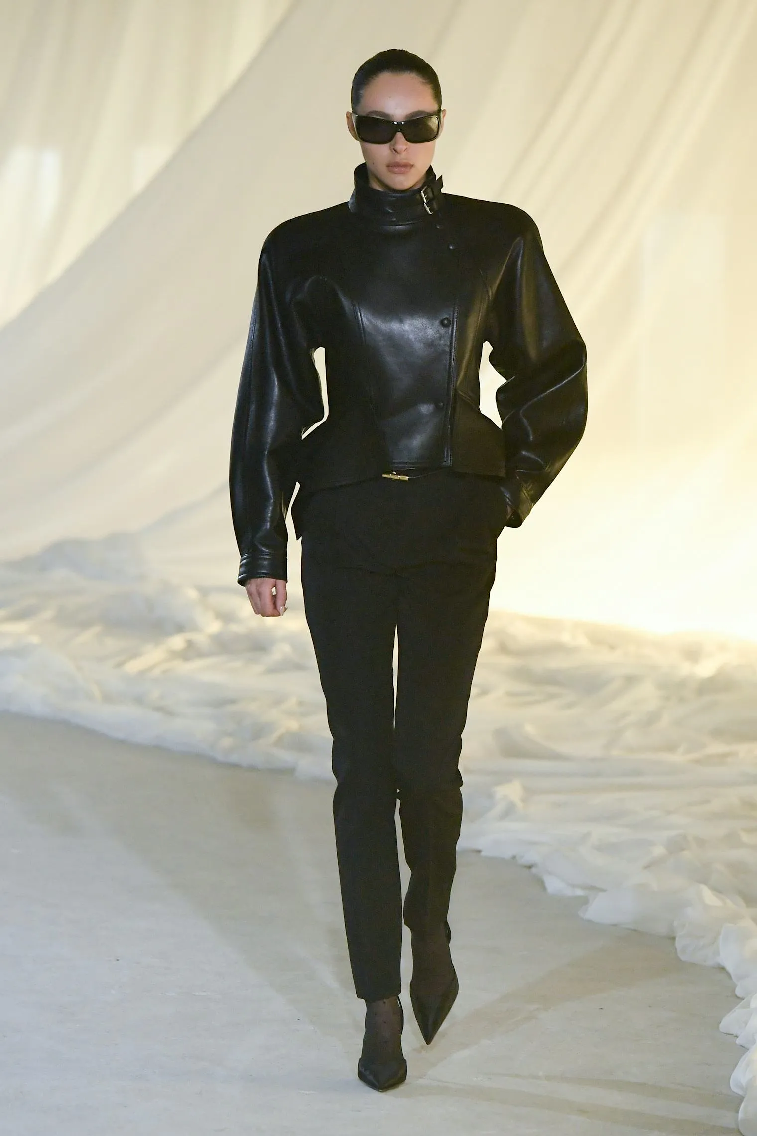 La fin d’une ère : à quoi ressemblait le premier défilé Balmain sans Olivier Rousteing ? - ©Balmain - Camille Vernin