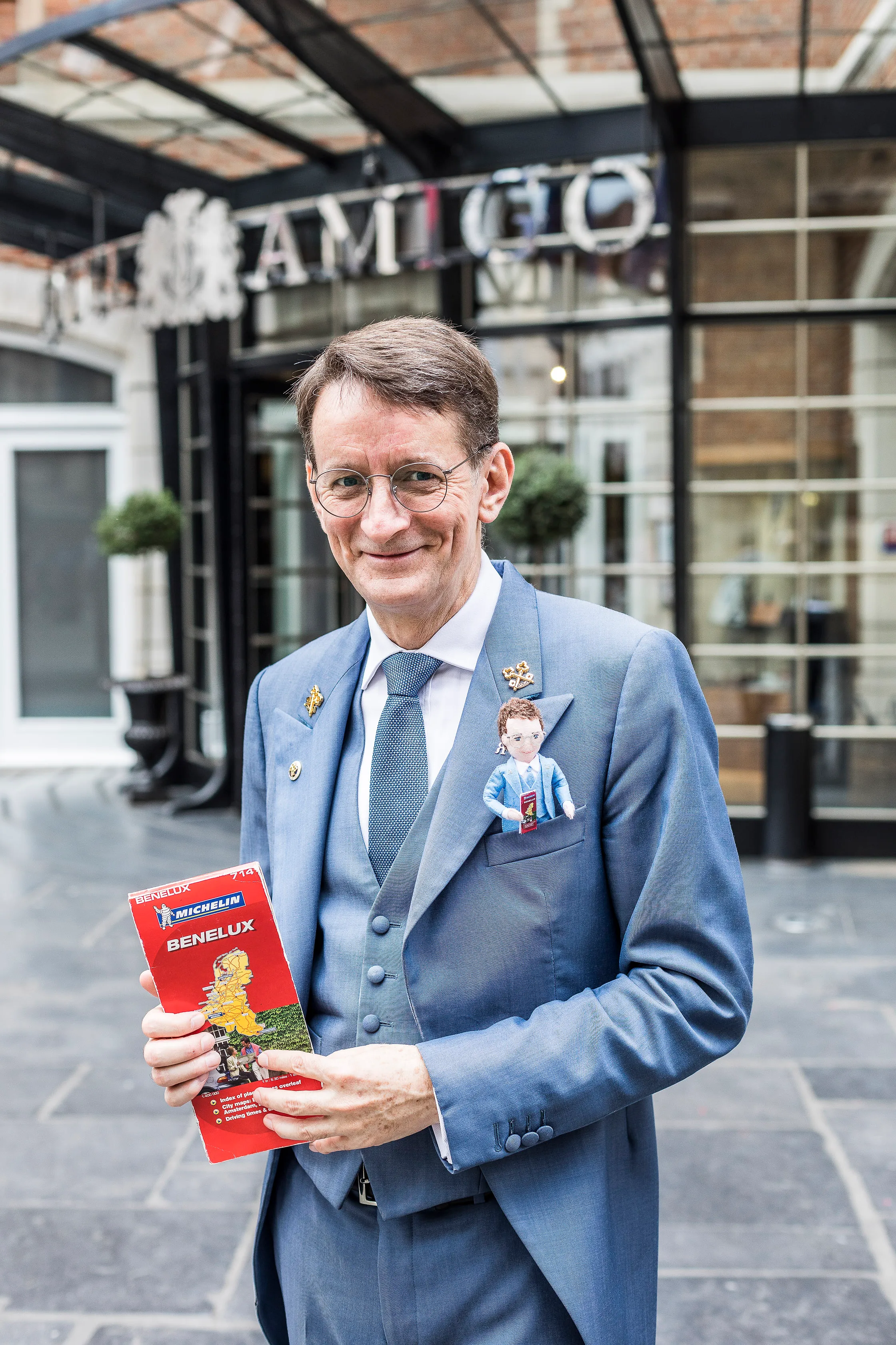Qui sont les concierges Clefs d’Or, ces garants de l’excellence dans les hôtels cinq étoiles ? - Michel Figuet. - Sigrid Descamps - Journaliste