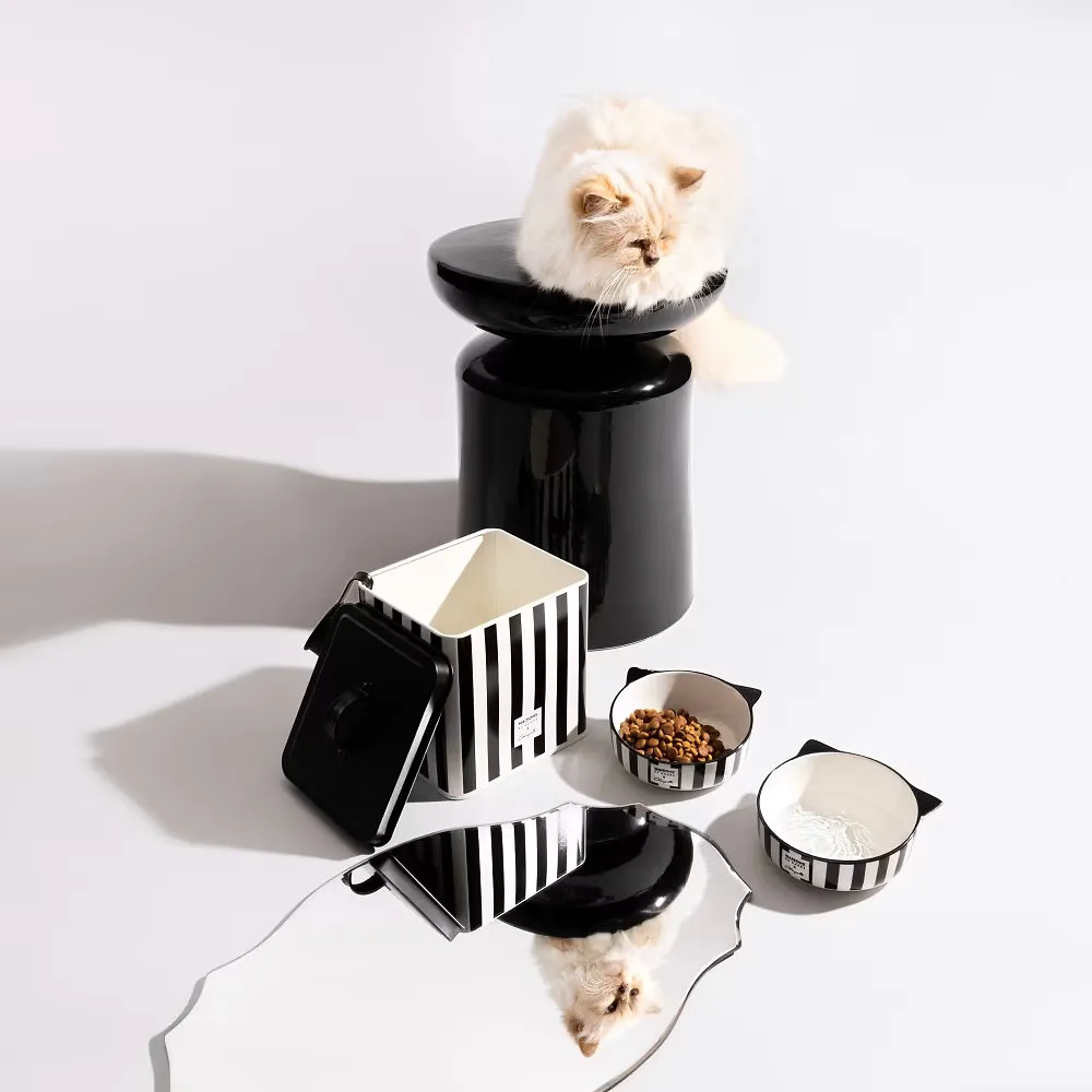Choupette, la chatte de Karl Lagerfeld, est l’égérie d’une célèbre enseigne de déco - Maisons du Monde x Choupette - Sigrid Descamps - Journaliste