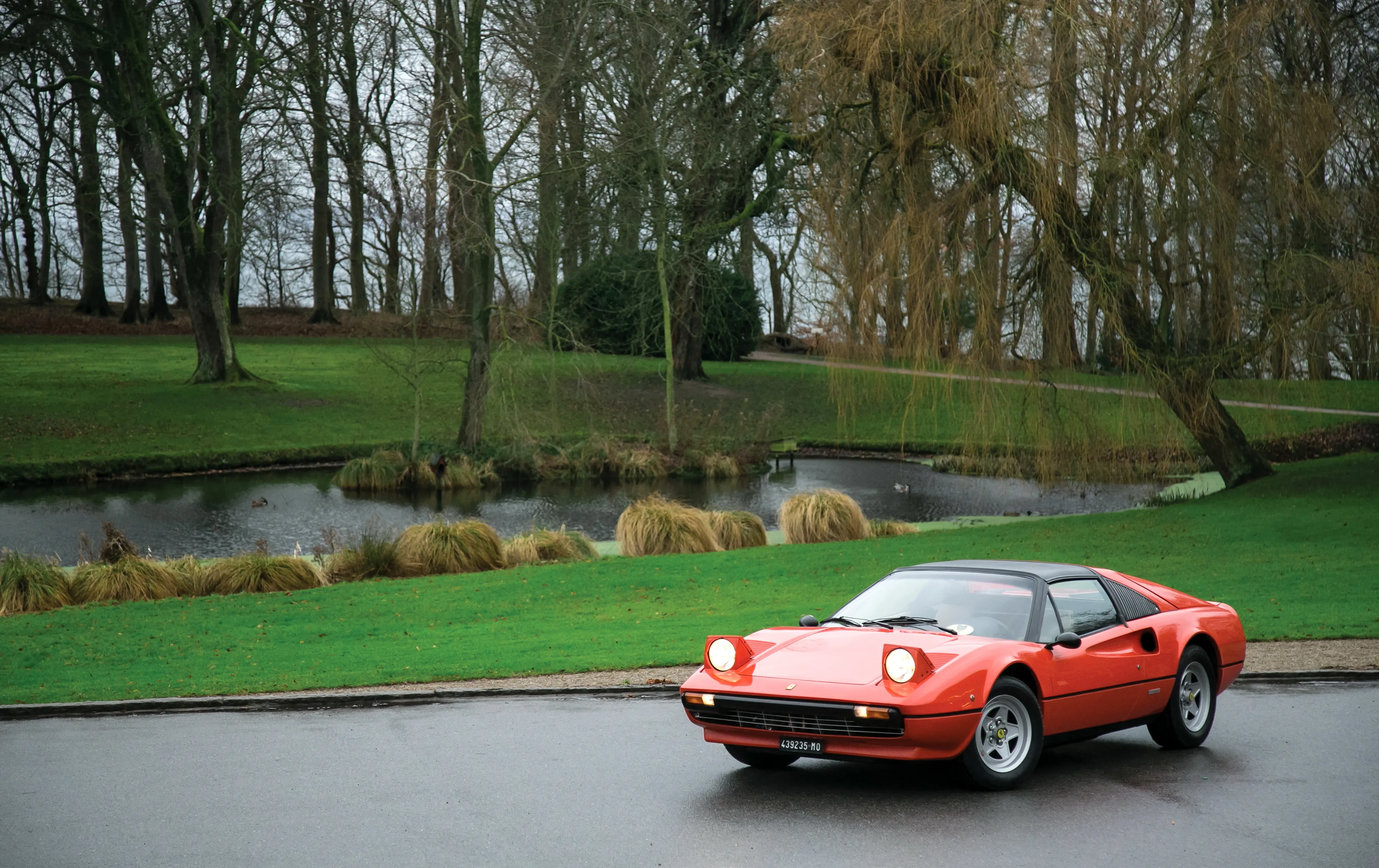 Comment la série Magnum a rendu Ferrari cool
