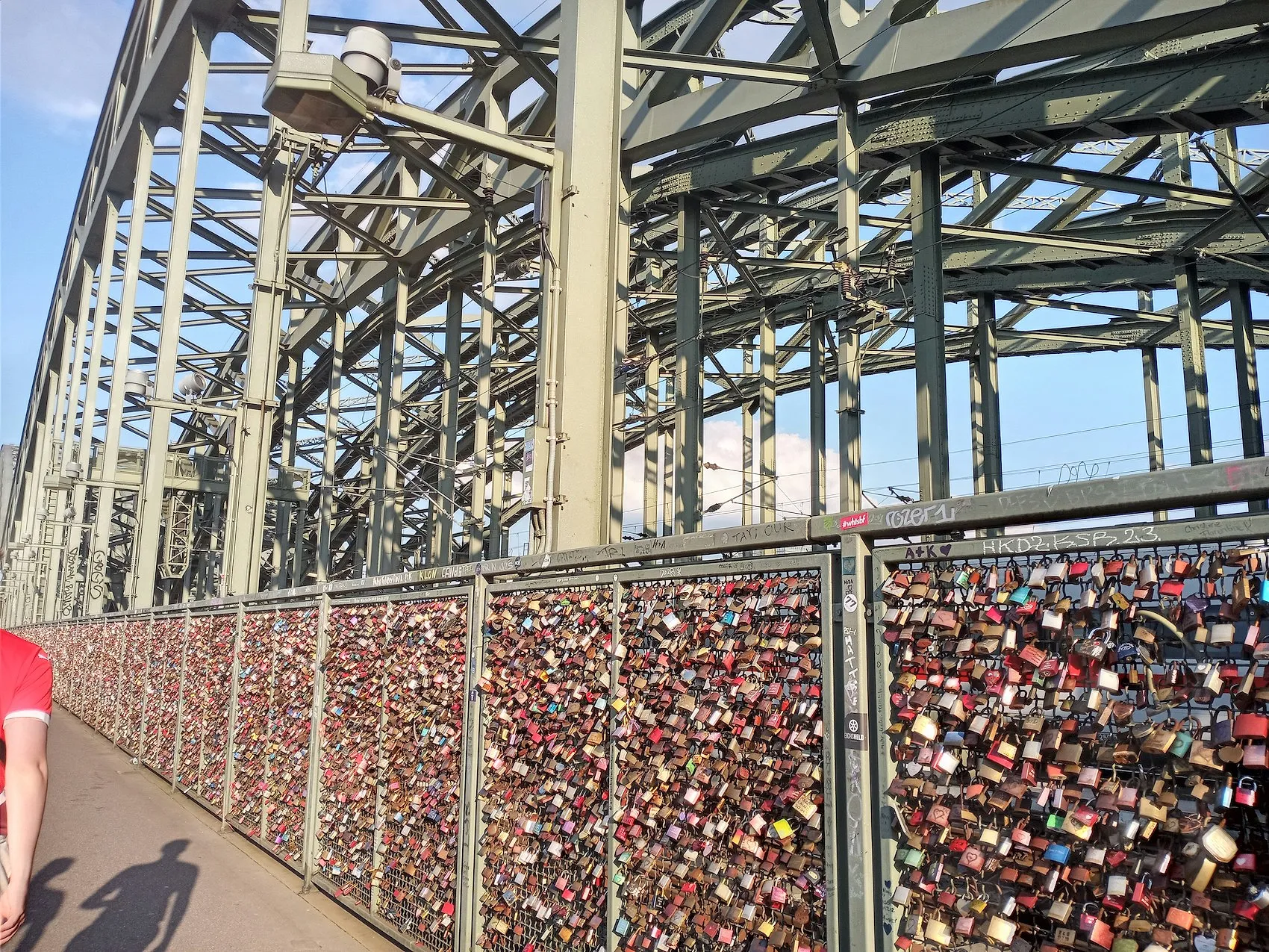Notre top 10 des destinations à rejoindre en train pour un long week-end de mai : Cologne (1/10) - Unsplash - Audrey Morard