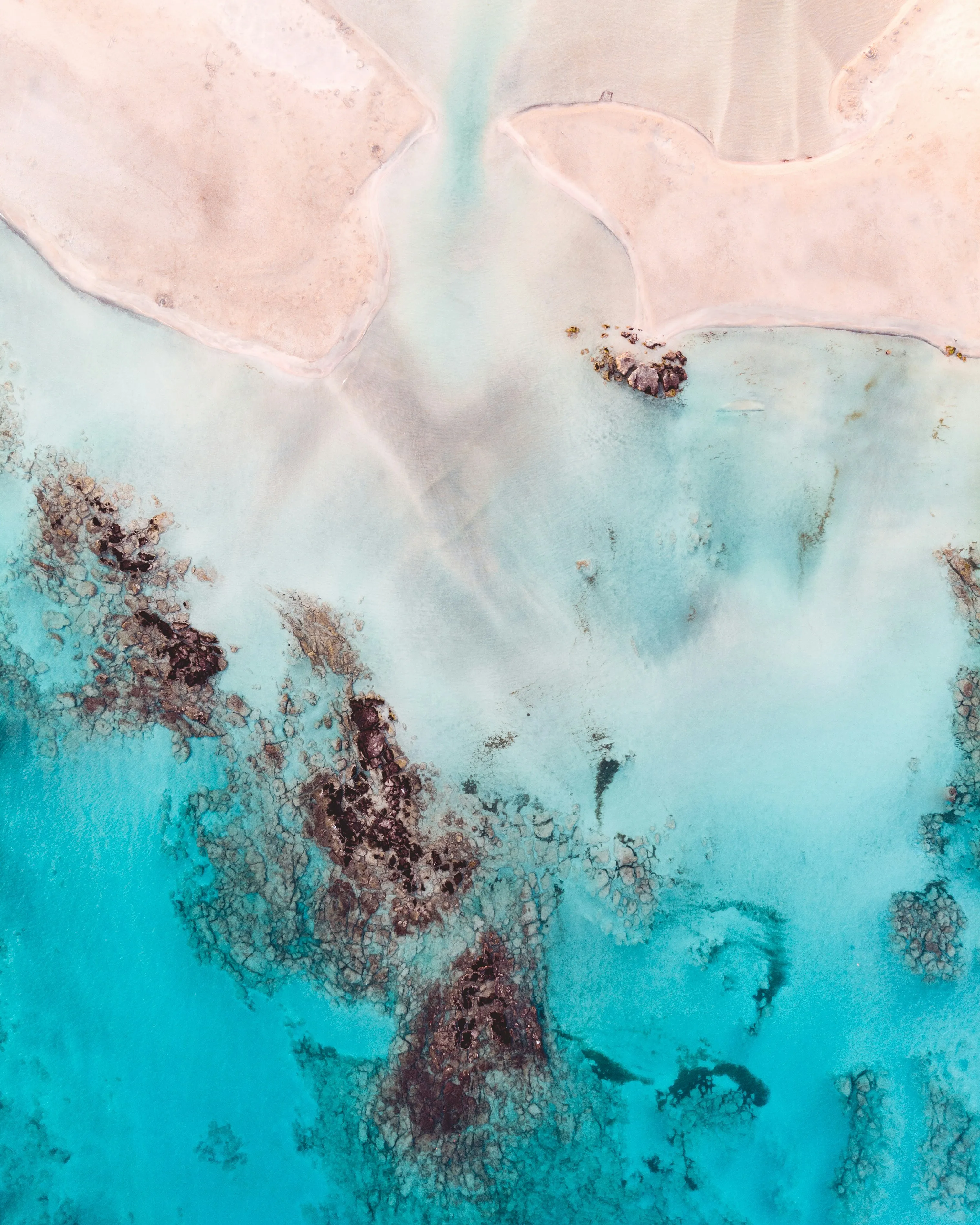Surnommée l’île au trésor, la meilleure plage d’Europe se trouve en Grèce - Unsplash - Noémie Maghe