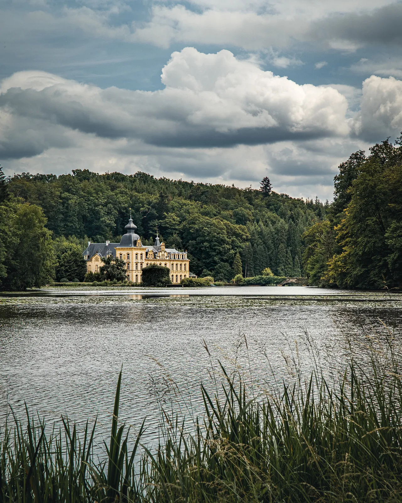 Cinq châteaux d’exception à découvrir absolument en Wallonie - WBT - Benjamin de Rothstein - Audrey Morard