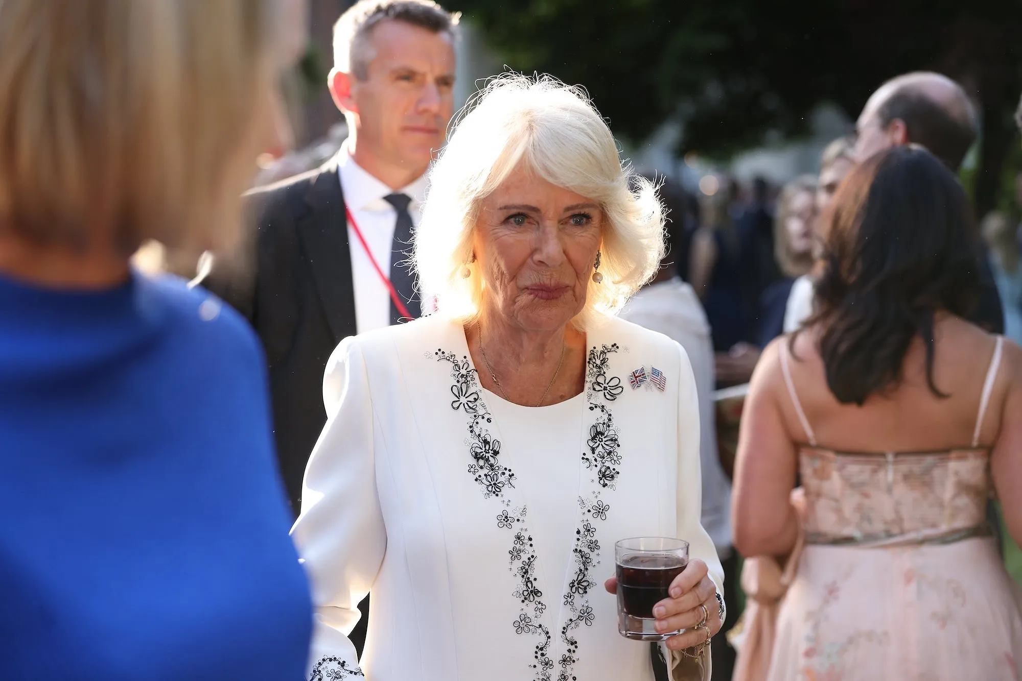 Visite du roi Charles III aux États-Unis : qui remporte la bataille du style entre la reine Camilla et Melania Trump ? (photos) - Photo News - Audrey Morard