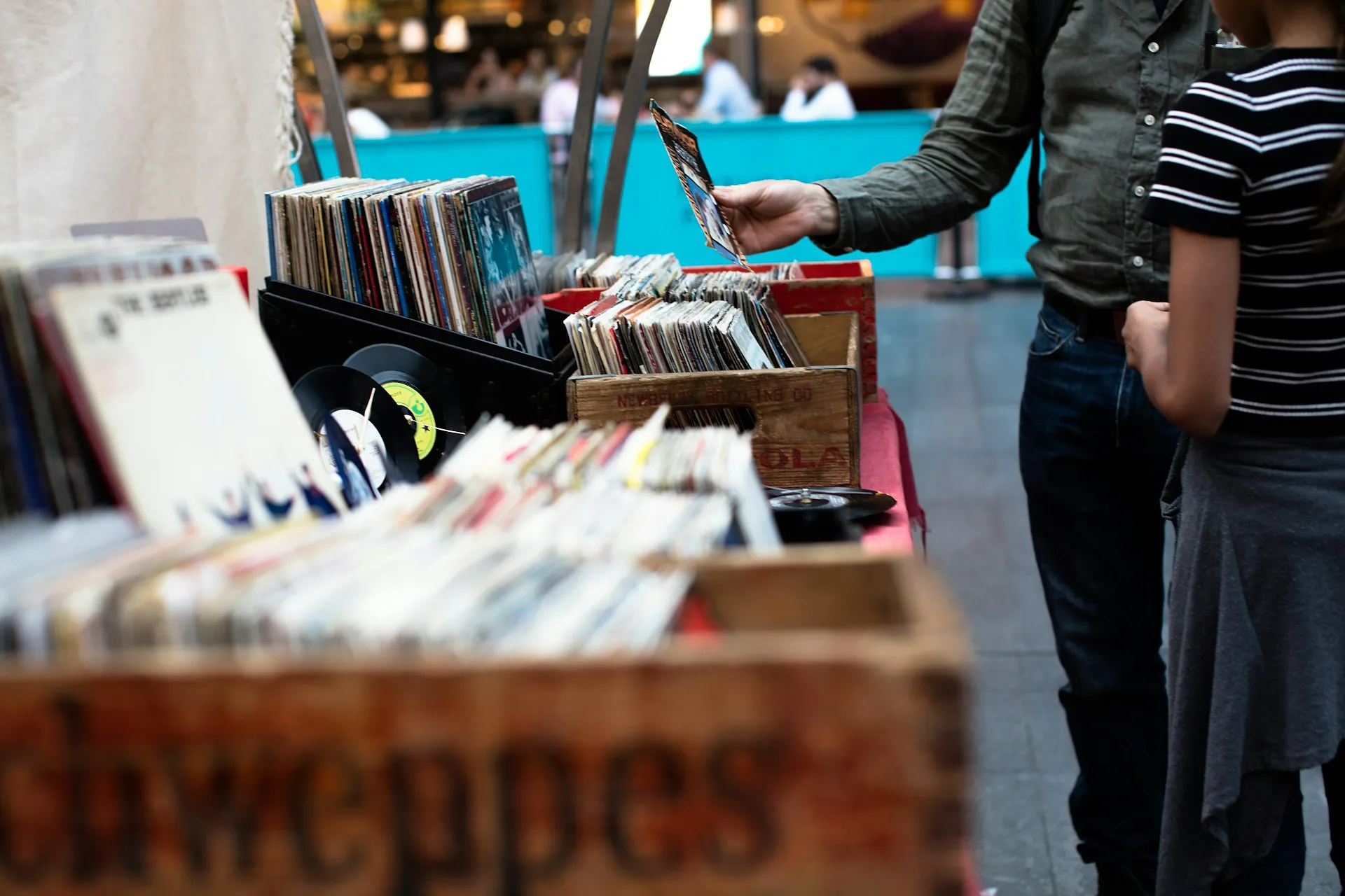 Les brocantes du mois de mai à ne pas manquer en Wallonie - Unsplash - Noémie Maghe
