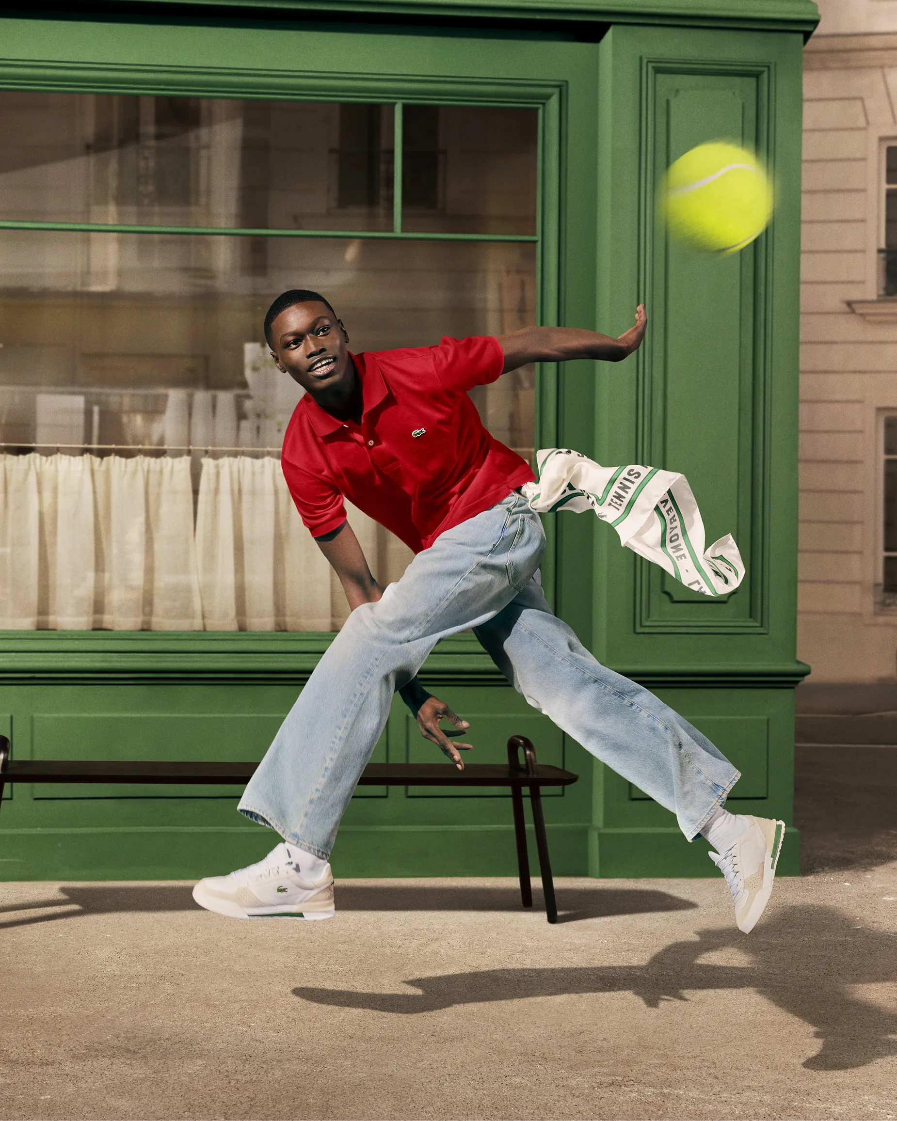 Pourquoi on craque sur le look tennis et comment l’adopter - Lacoste SS 26 - Sigrid Descamps - Journaliste