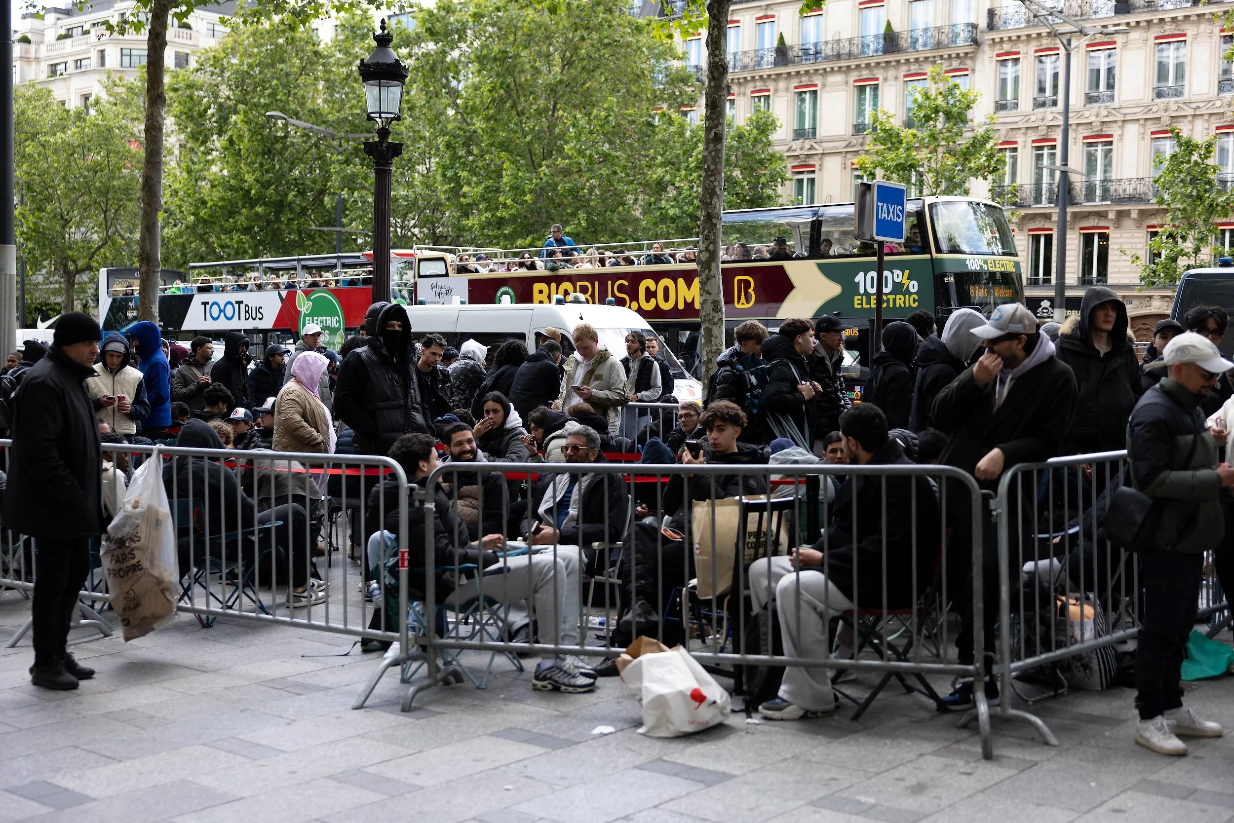 Pourquoi cette montre déclenche des scènes de chaos partout dans le monde - Photo News - Audrey Morard