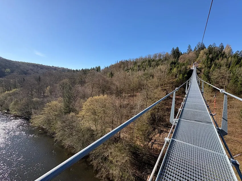 Une nouvelle passerelle suspendue vient d’ouvrir en Belgique : voici où la découvrir - D.R - Audrey Morard