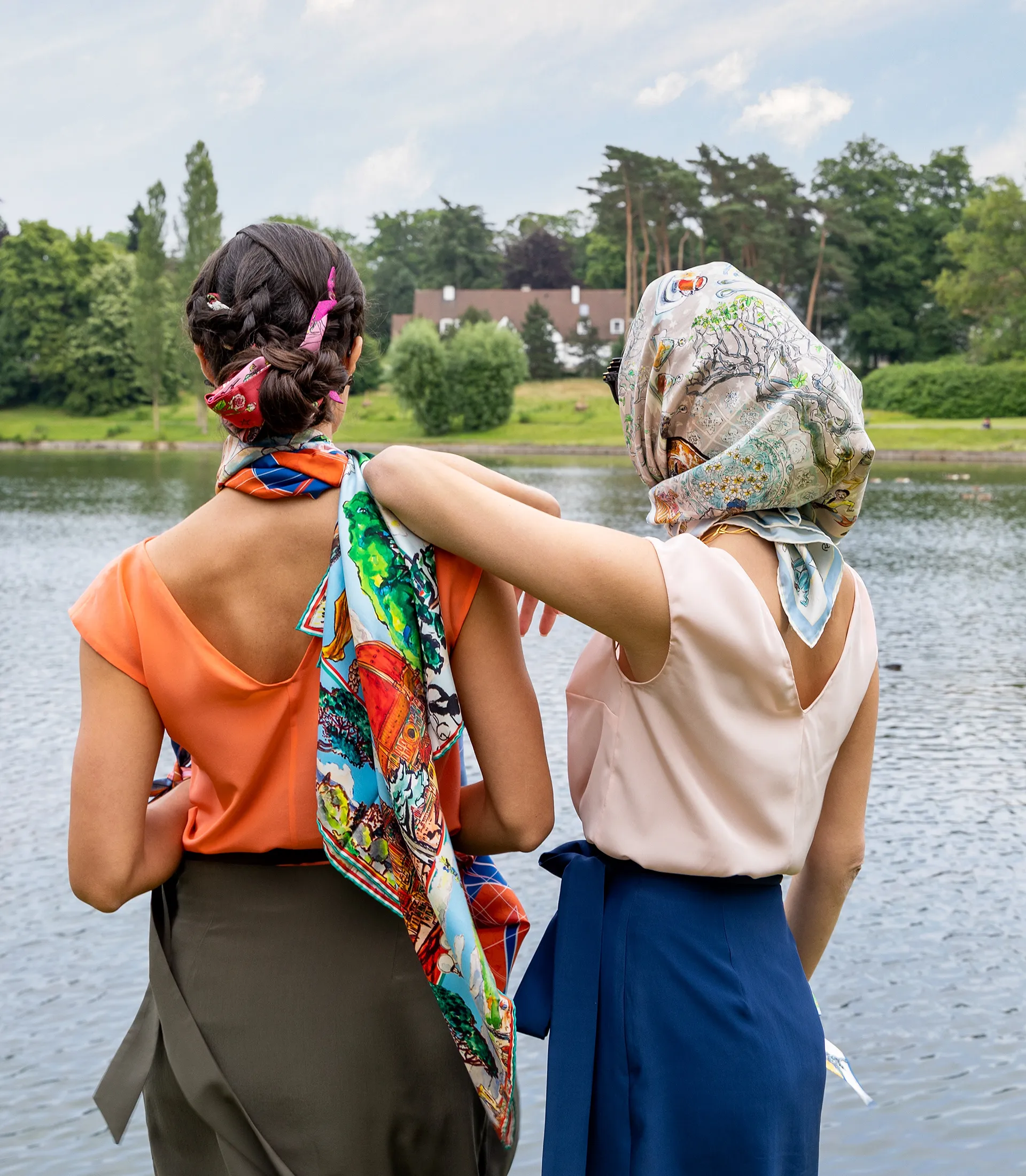 Comment le foulard est devenu un accessoire indispensable de l’été - PATRICK BYA - Sigrid Descamps - Journaliste