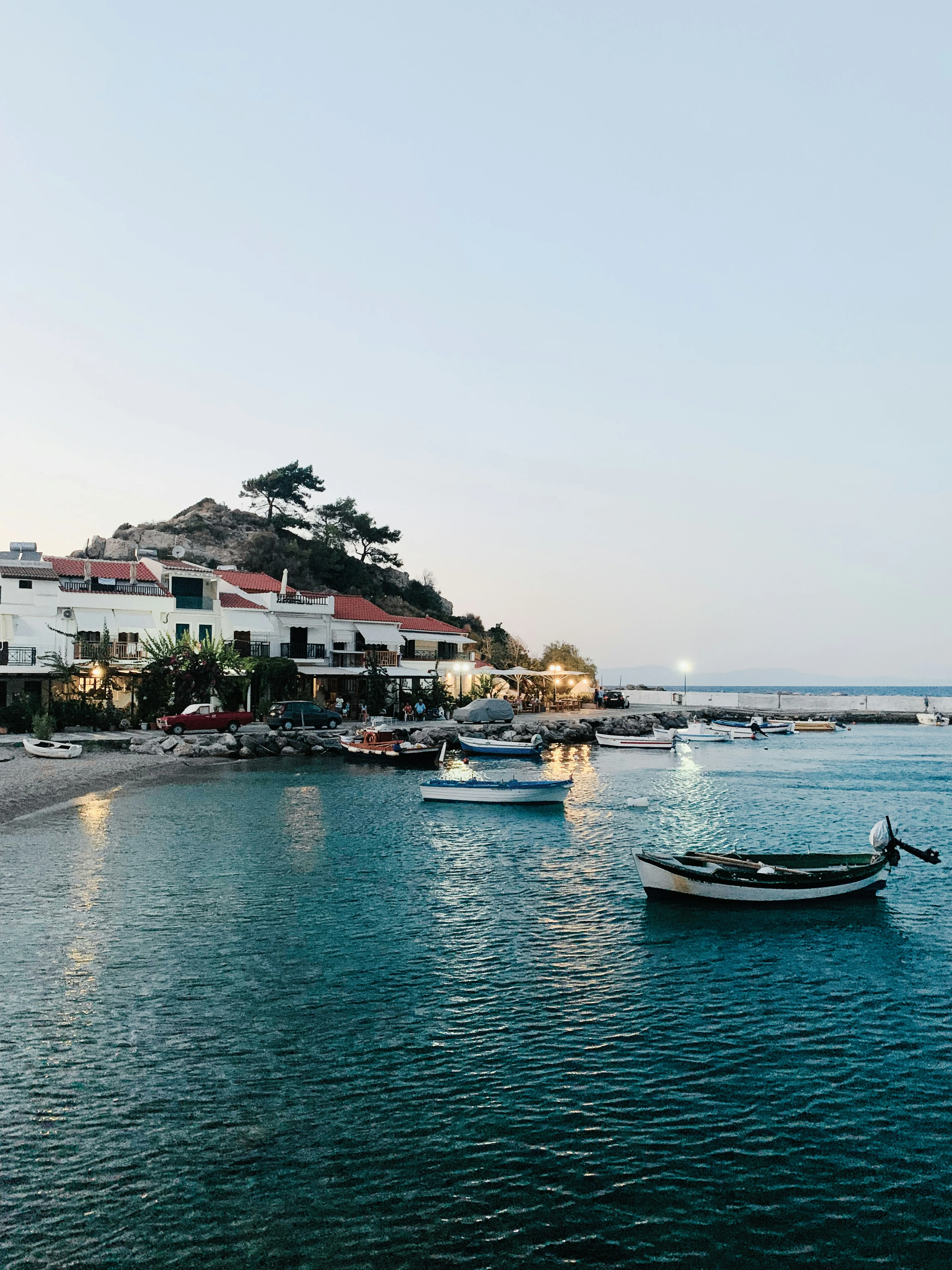 Cinq sublimes îles pour oublier Mykonos et fuir le tourisme de masse - Unsplash - Clarisse Dejardin