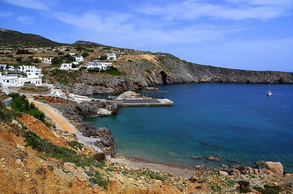 Cinq sublimes îles pour oublier Mykonos et fuir le tourisme de masse - Unsplash - Clarisse Dejardin