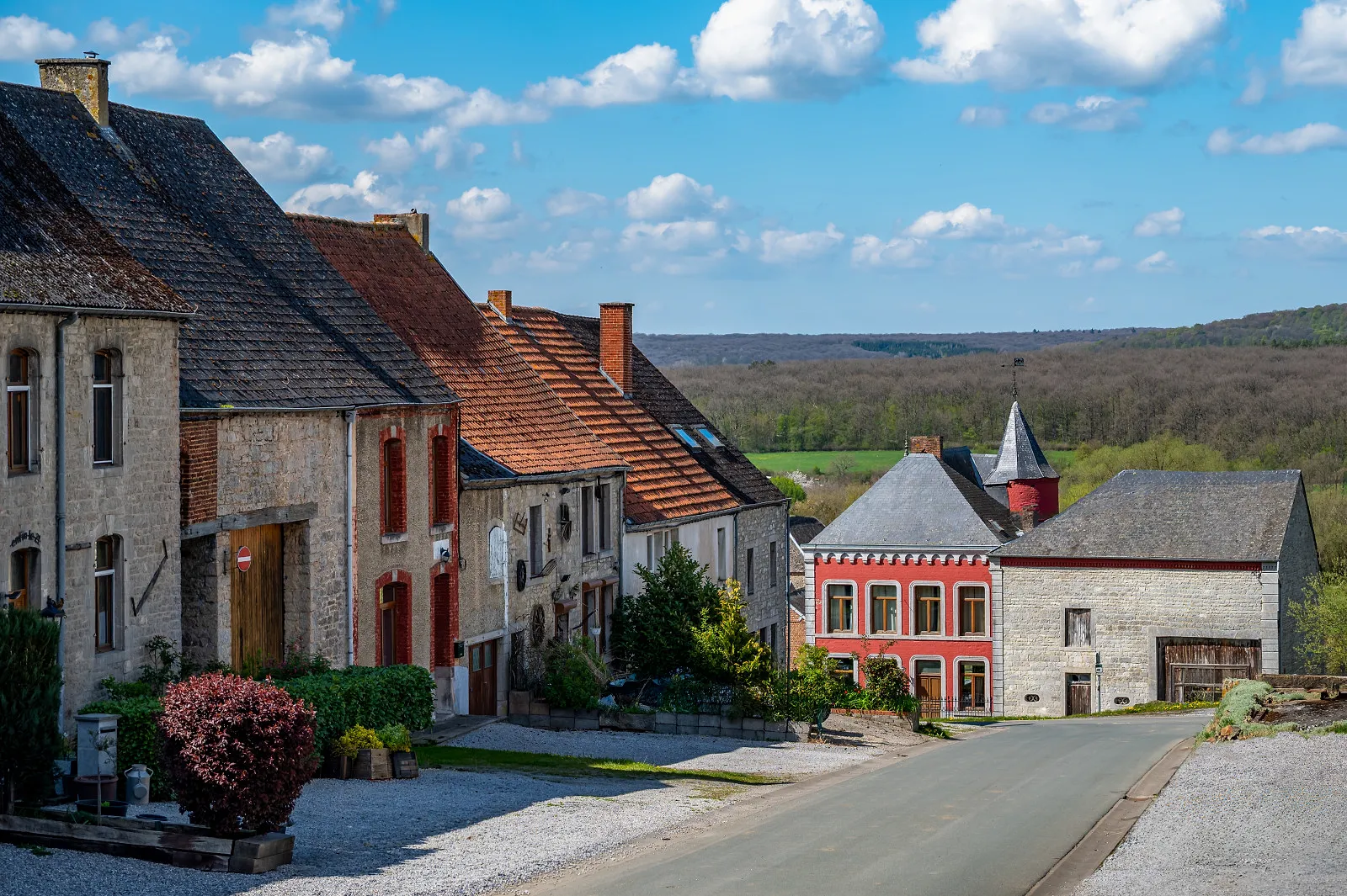 Après plusieurs années, ce village retrouve sa place parmi les « Plus Beaux Villages de Wallonie » - PBVW – Rita Photographie - Audrey Morard
