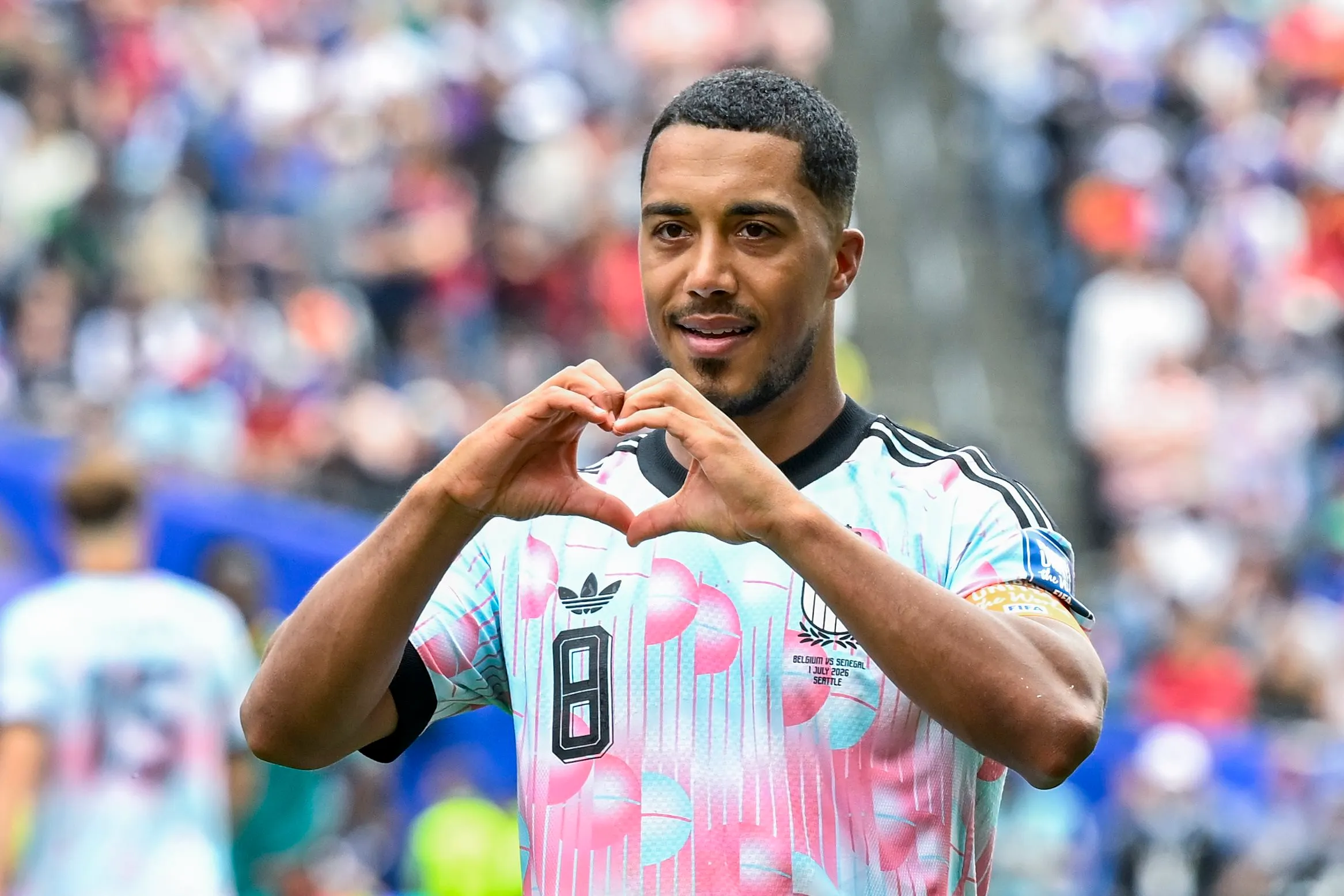 « Un pyjama pour enfant », « vraiment exceptionnel » : le maillot des Diables rouges divise la presse étrangère - Photo News - Audrey Morard