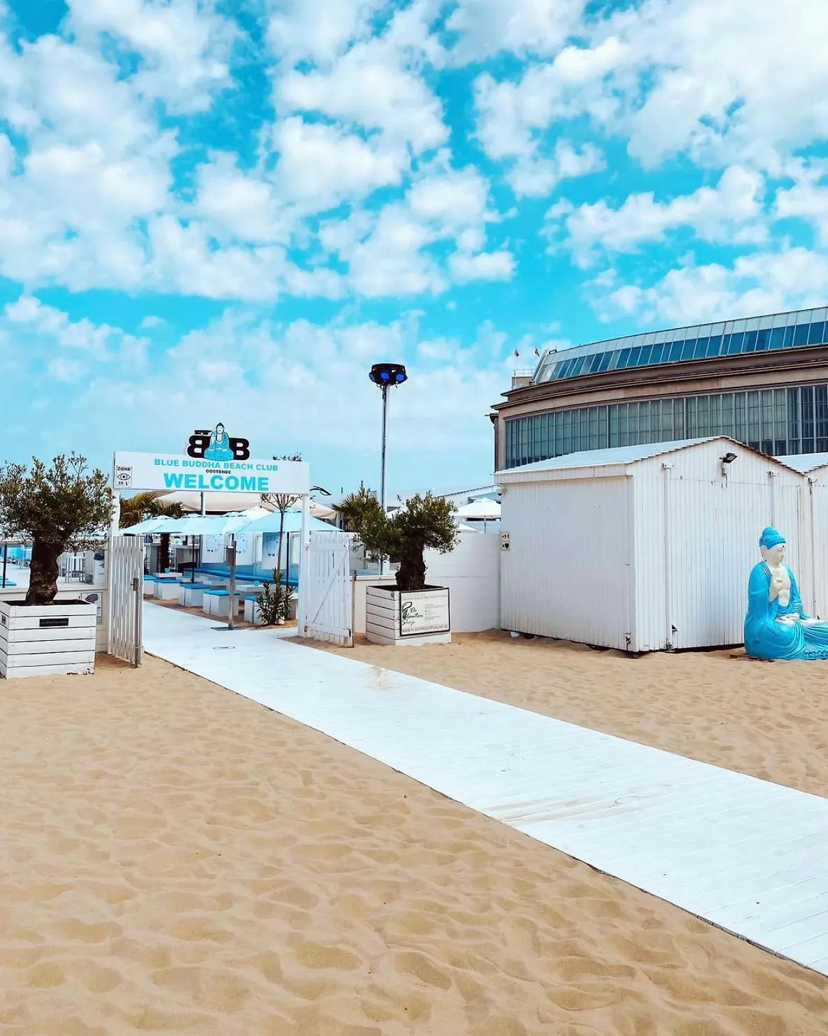 Trois beach bars à Ostende pour profiter de l’été - Blue Buddha beach - Clarisse Dejardin